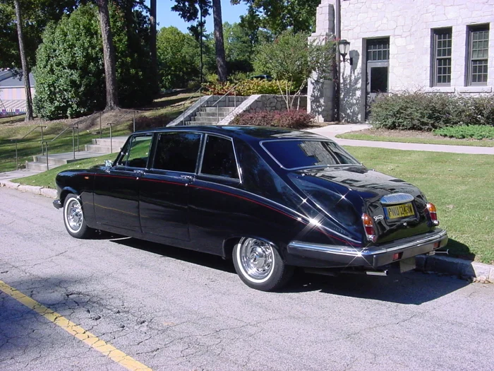 500039-700-0.jpg