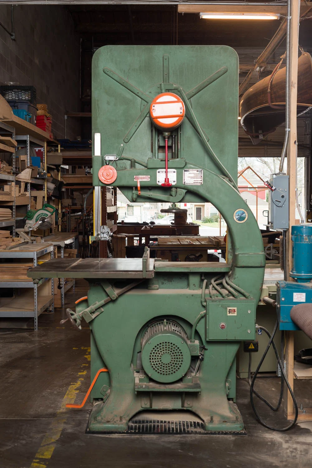 NORTHFIELD 36" BAND SAW, 5 hp, 25" throat capacity, 18" resaw capacity