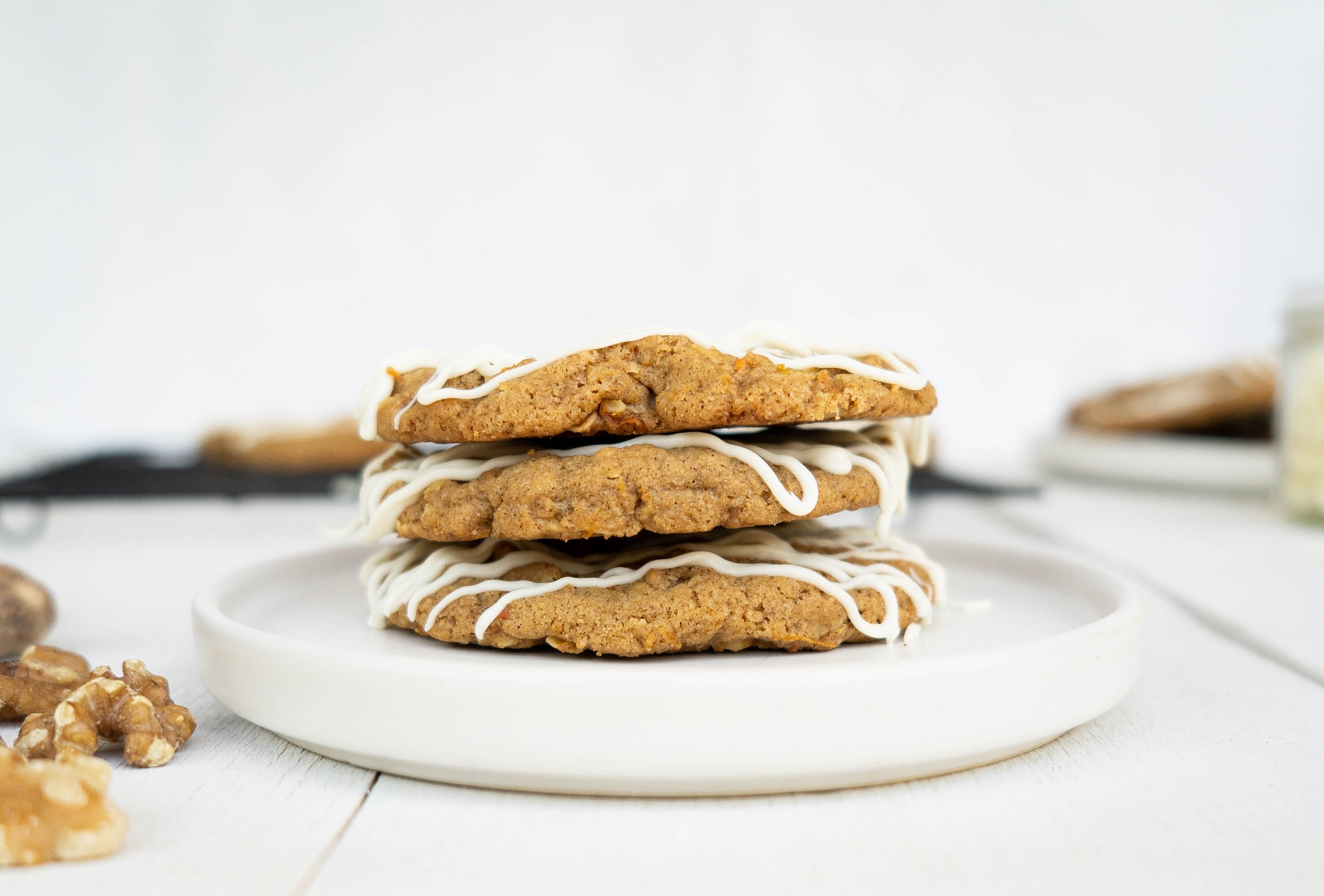 carrot cake cookies with cream cheese drizzle — the verdigris