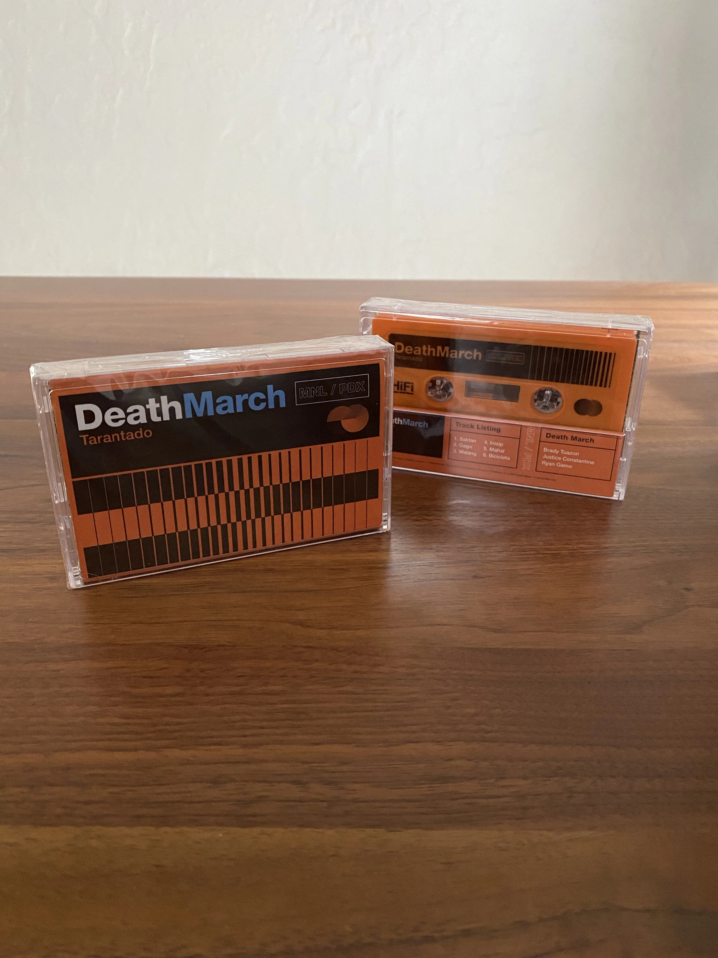 cassette orange.jpg