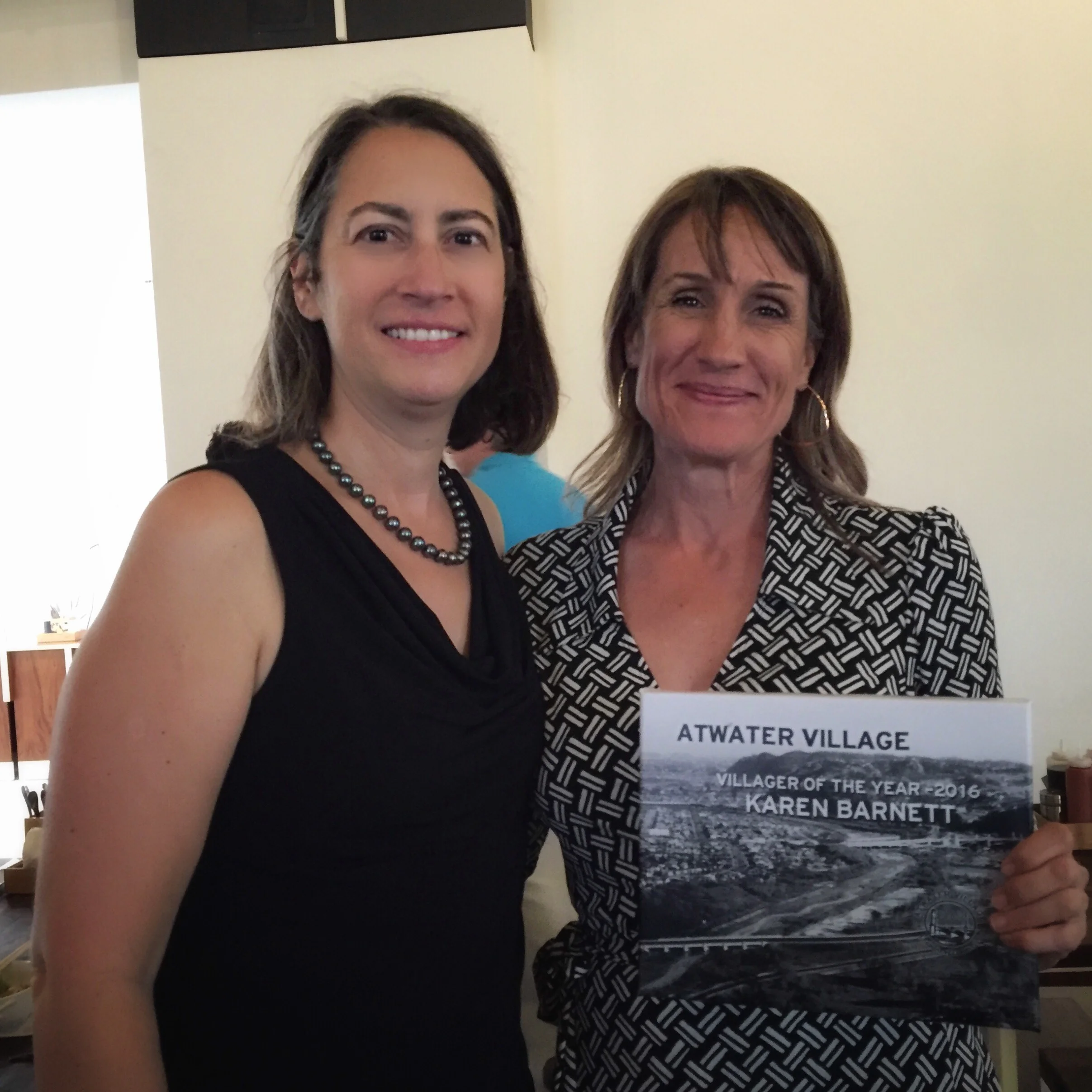 City of Glendale Councilmember Laura Friedman and Villager of the Year Karen Barnett
