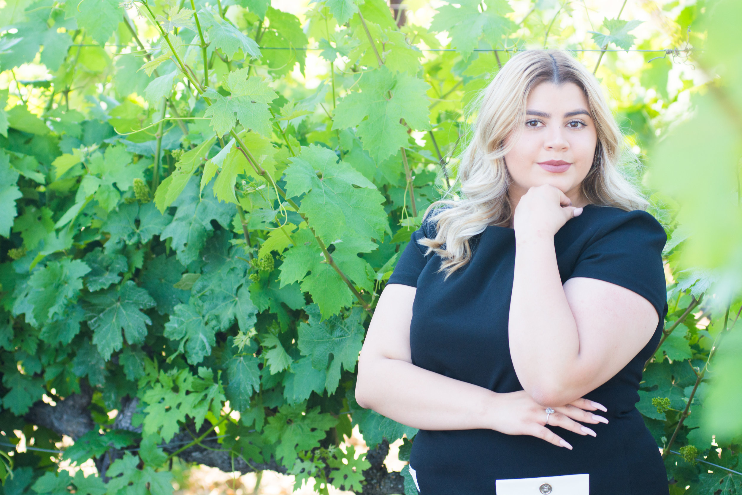 Astrid in the Vines | Senior Vineyard Session