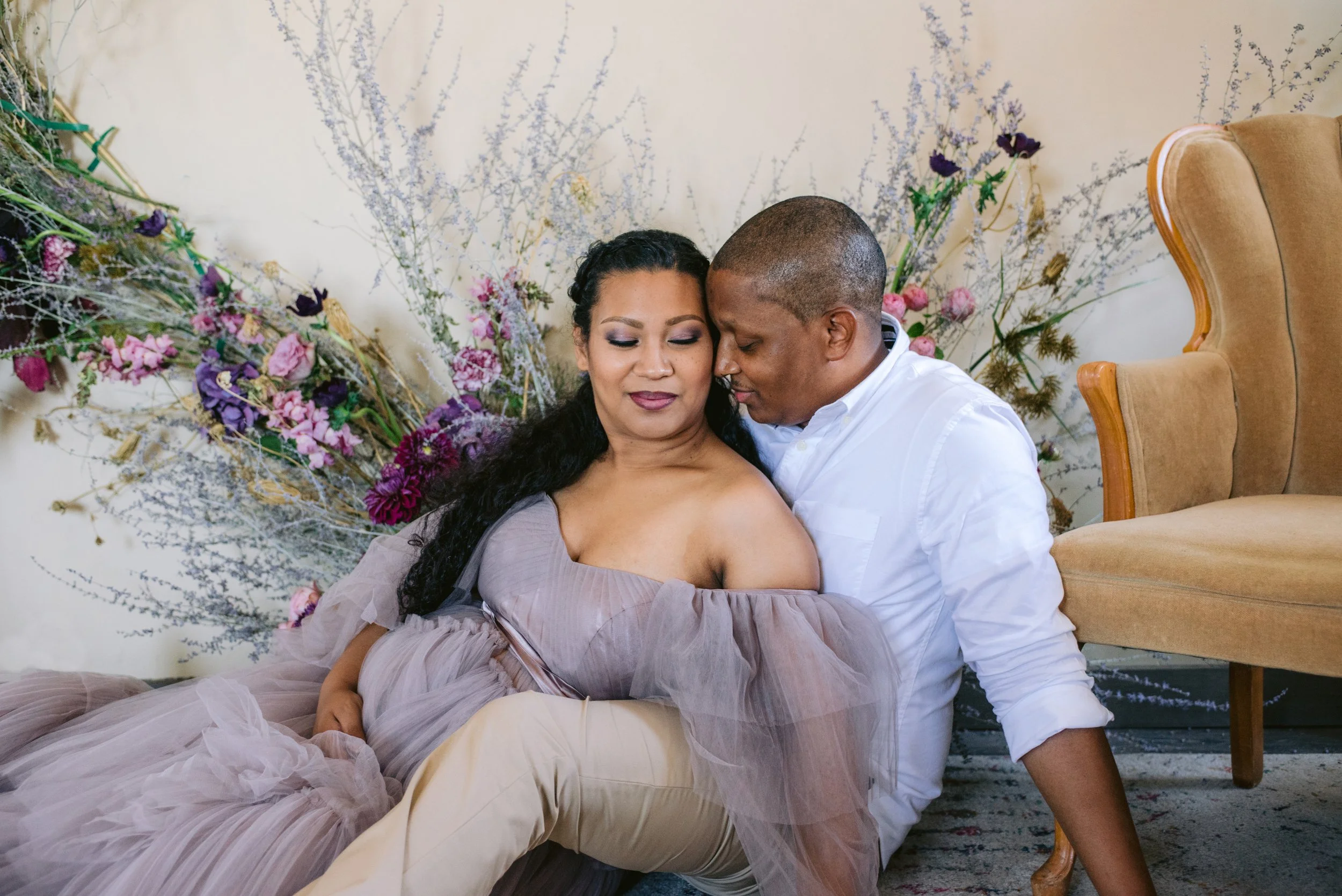    Cozy  Lavender Family Garden | Benicia in Studio Maternity