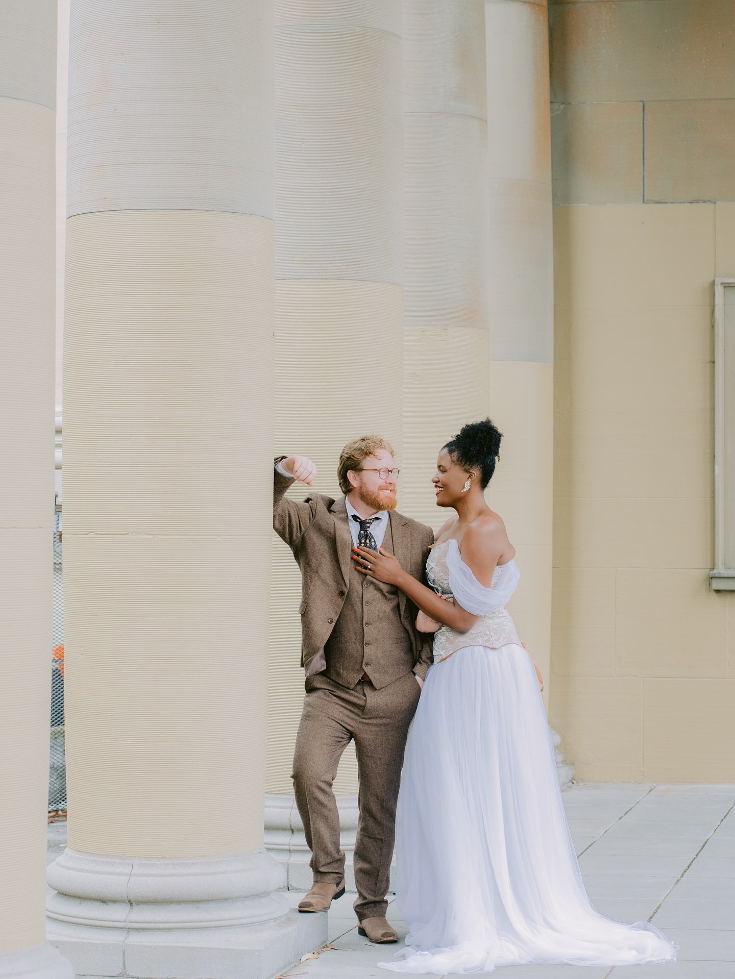 A touch of Bridgeton is infused into this lovely engagement session.