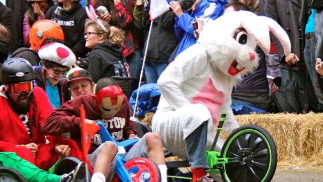 Easter4 (650x366).jpg