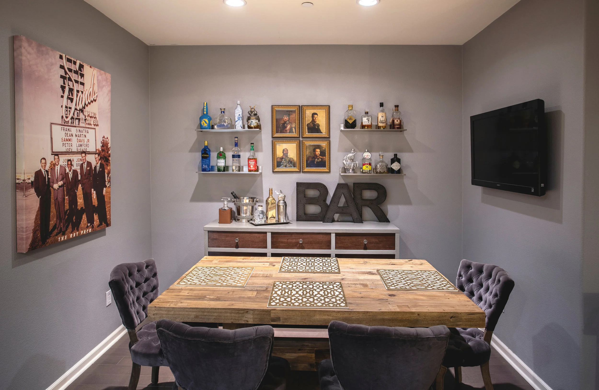 Bar.jpg