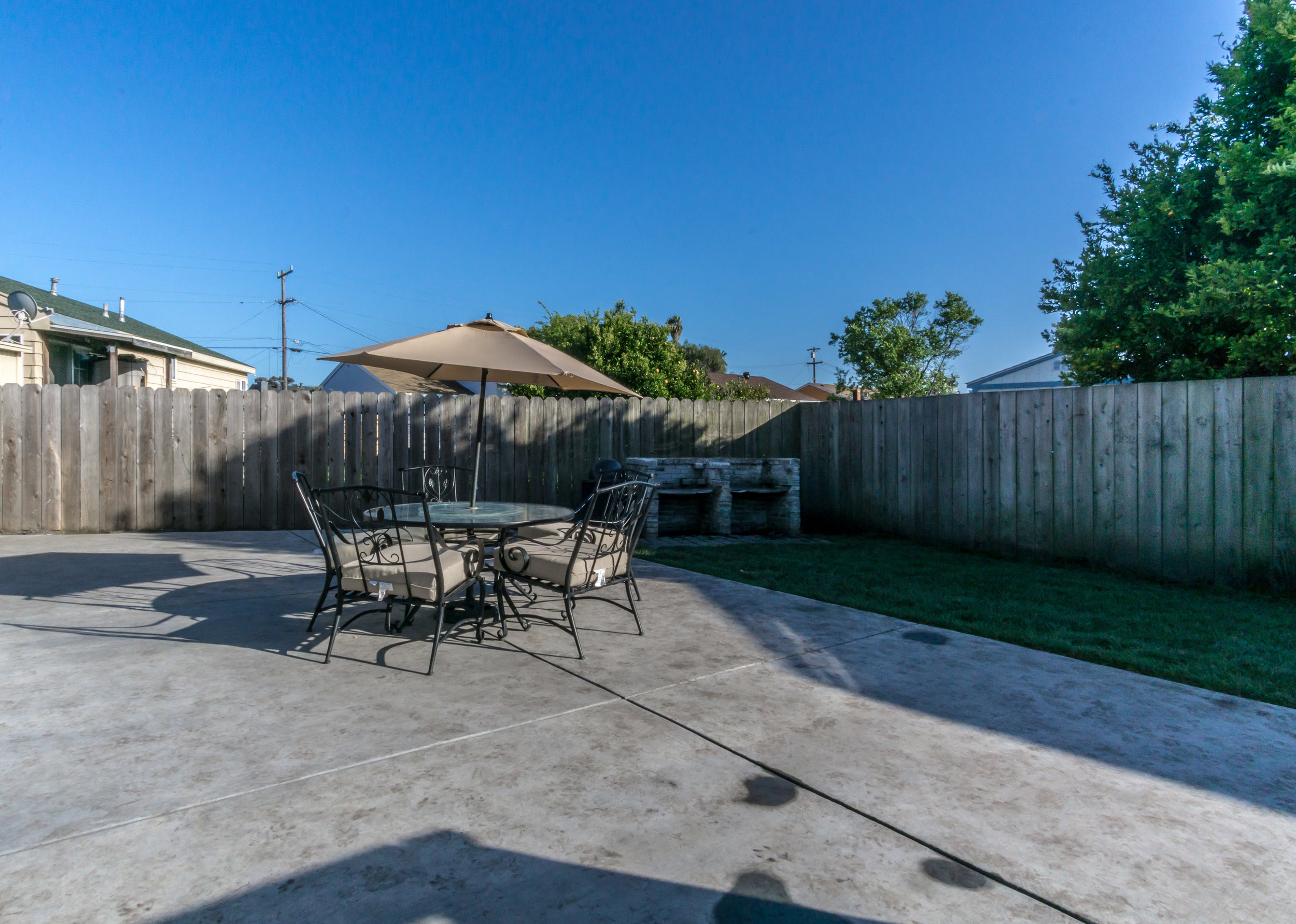 Yard 2.jpg