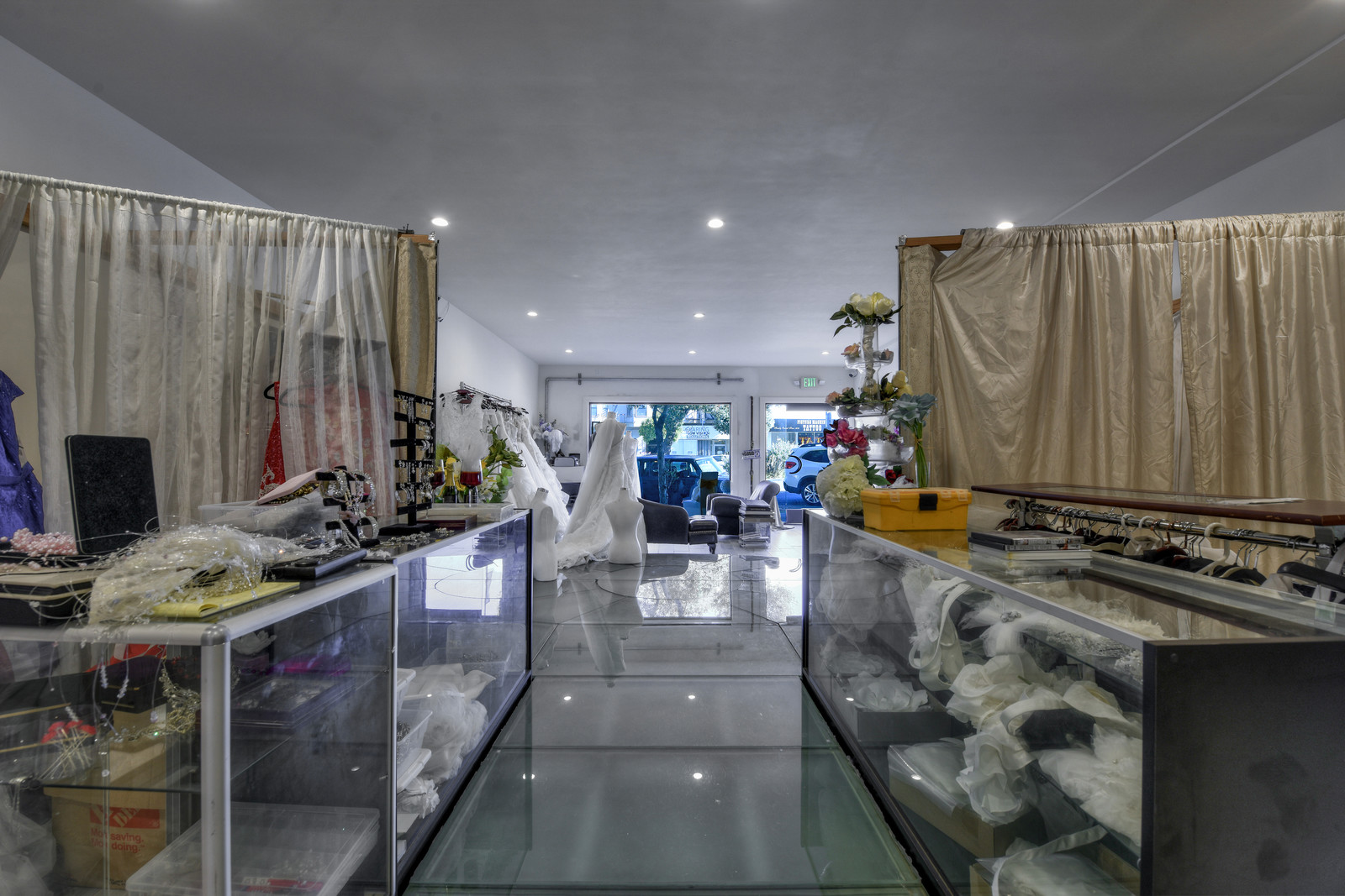 09_F85133_Geary_Blvd9_mls.jpg