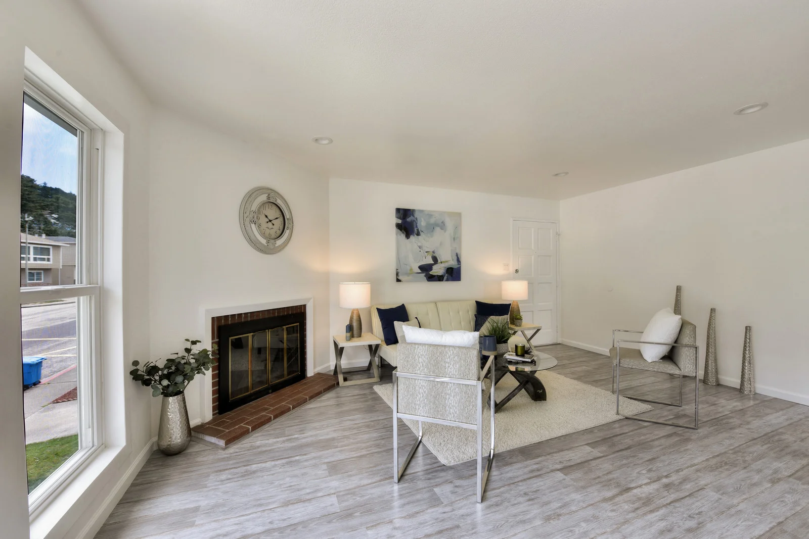 07_F8236_Catalina_Ave8_mls.jpg