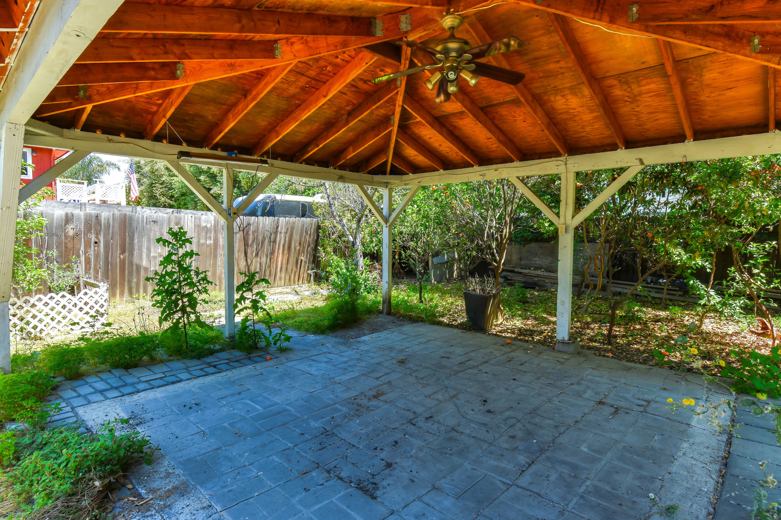 49_F8276_Mahoney_Drive52_mls.jpg