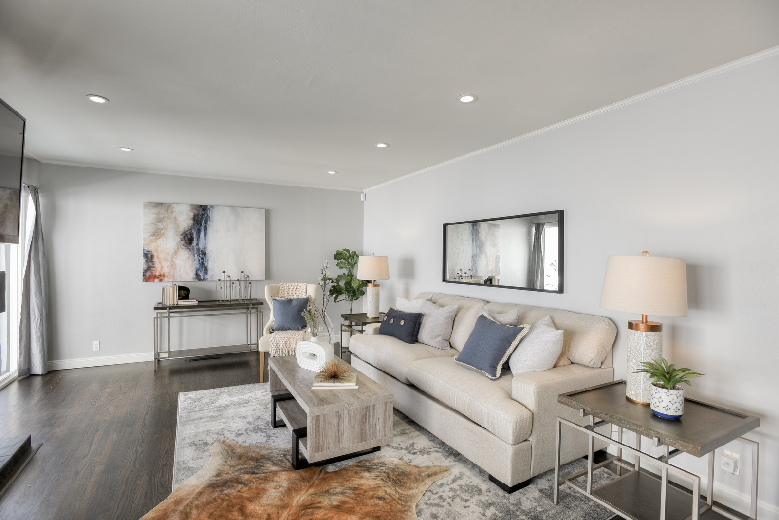 08_F83491_Fleetwood_Drive8_mls.jpg