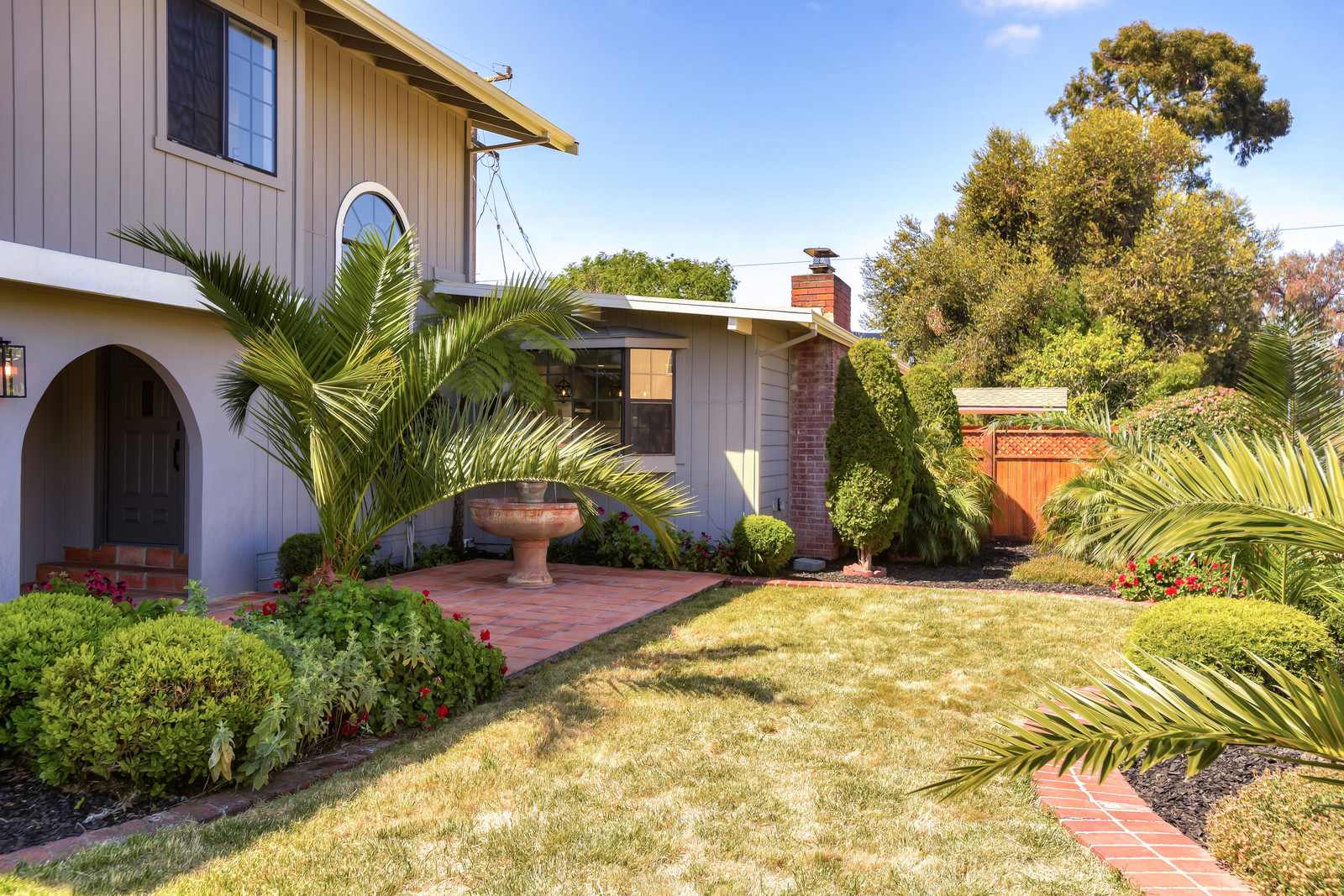 05_F81776_Rex_Street5_mls.jpg