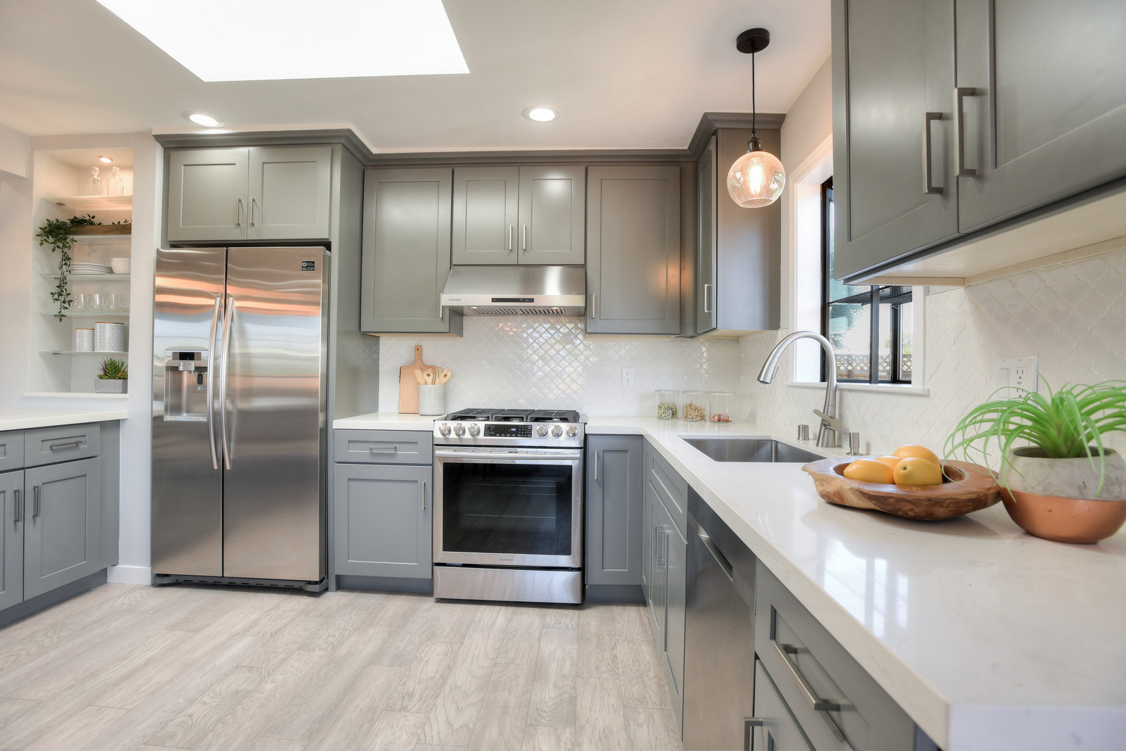 18_F81776_Rex_Street18_mls.jpg