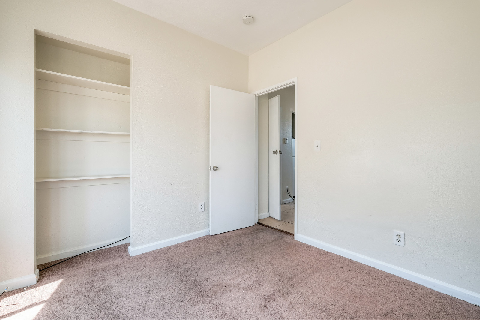 18_f8167531926718_mls.jpg