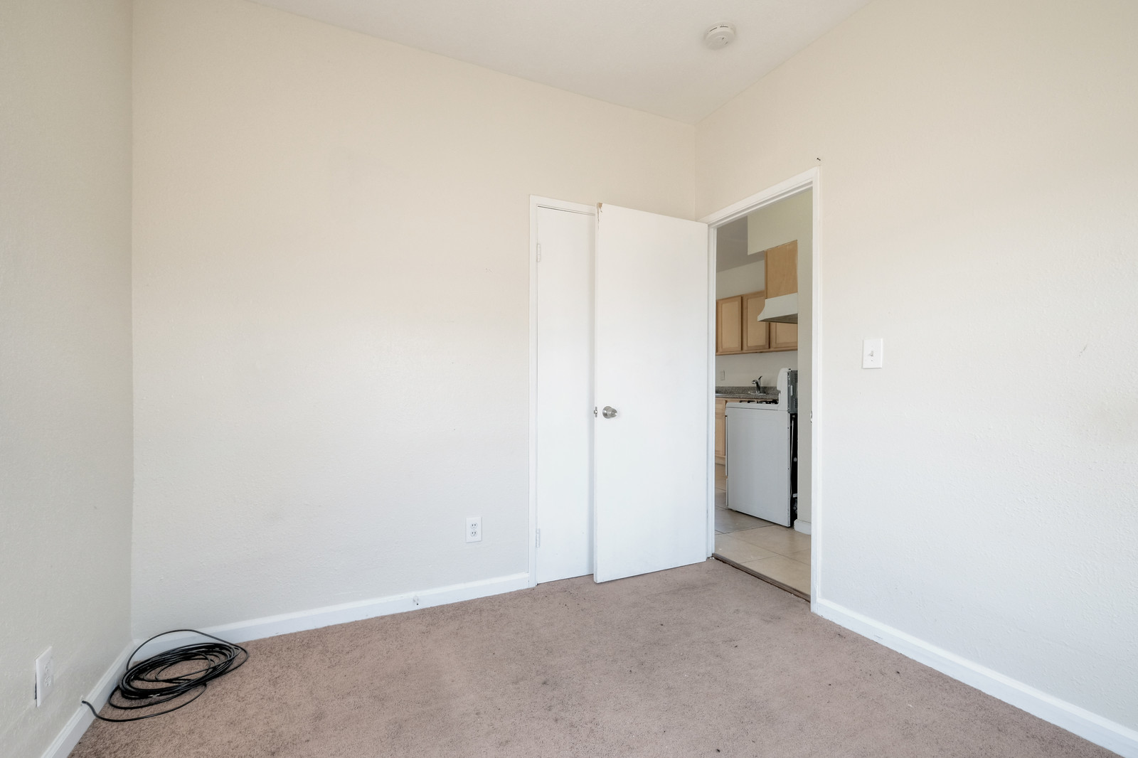20_f8167531926720_mls.jpg