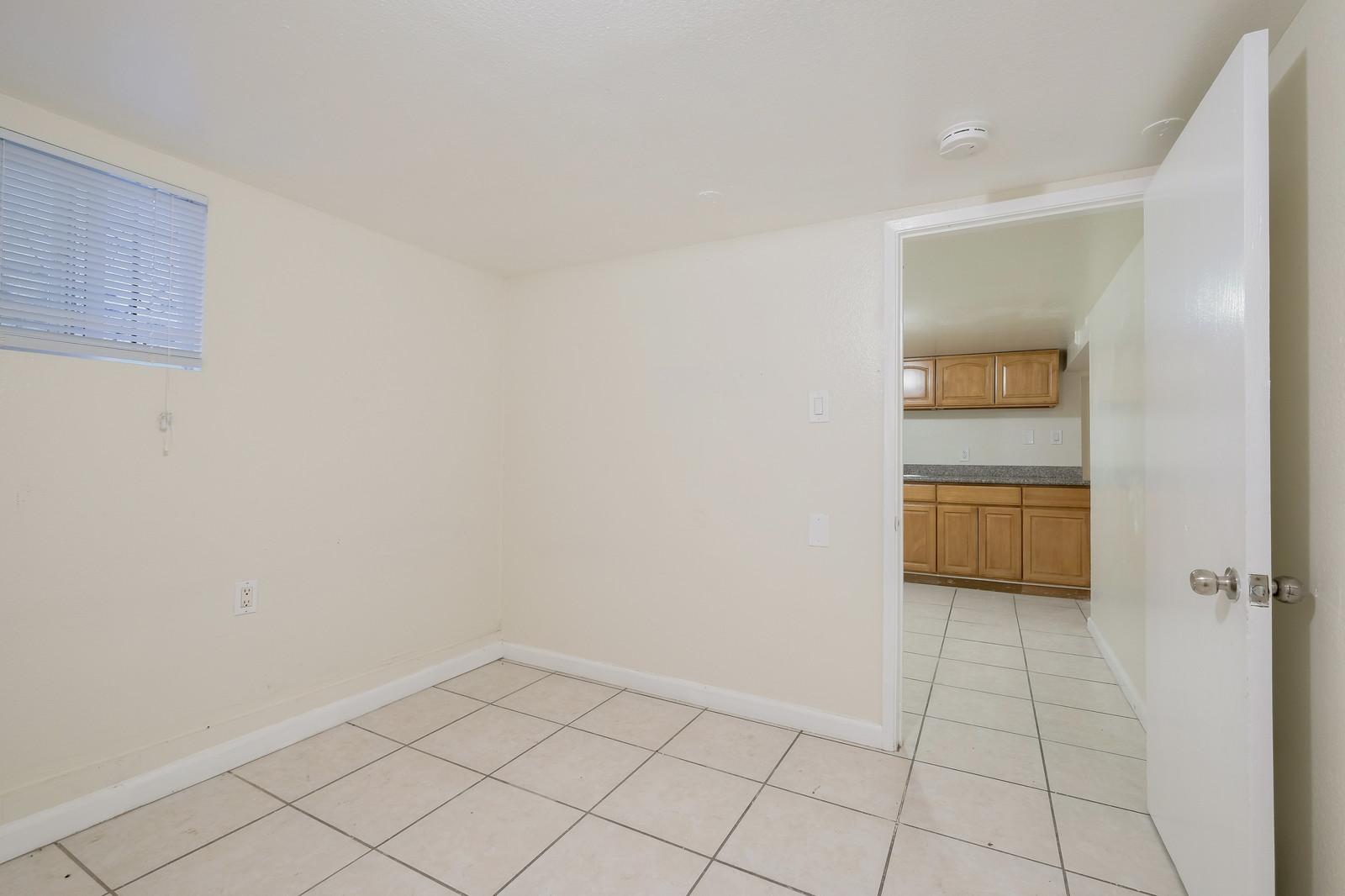 35_f8167531926736_mls.jpg
