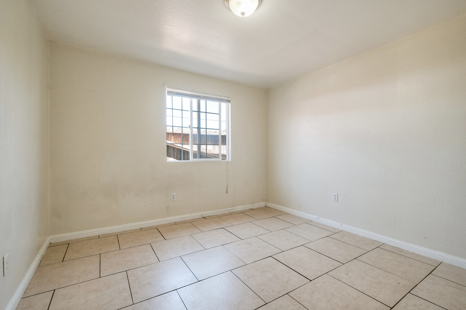 41_f8167531926742_mls.jpg