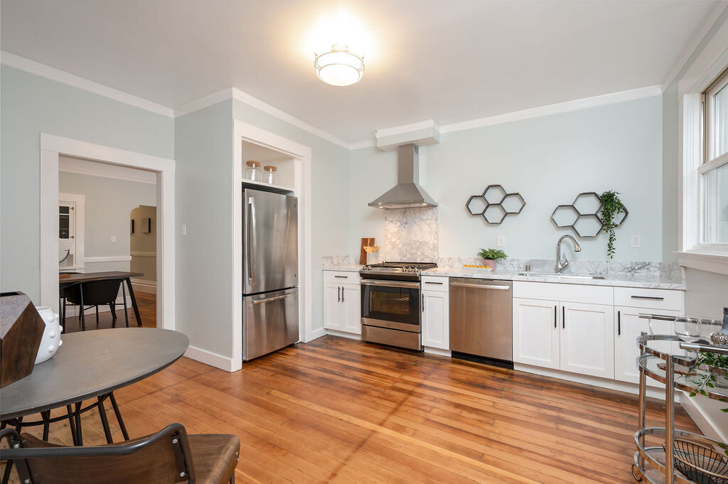 4425thAve-1.jpg