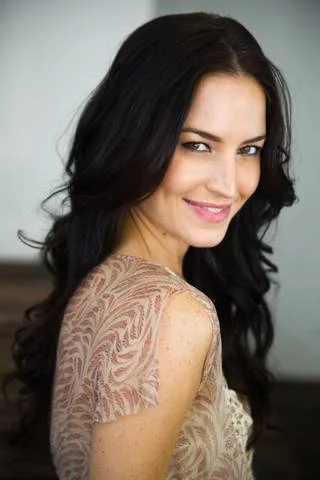 Great individual style has always been something personal stylist, Kristin, has been graced with. You will quickly learn from her natural and learned talent.