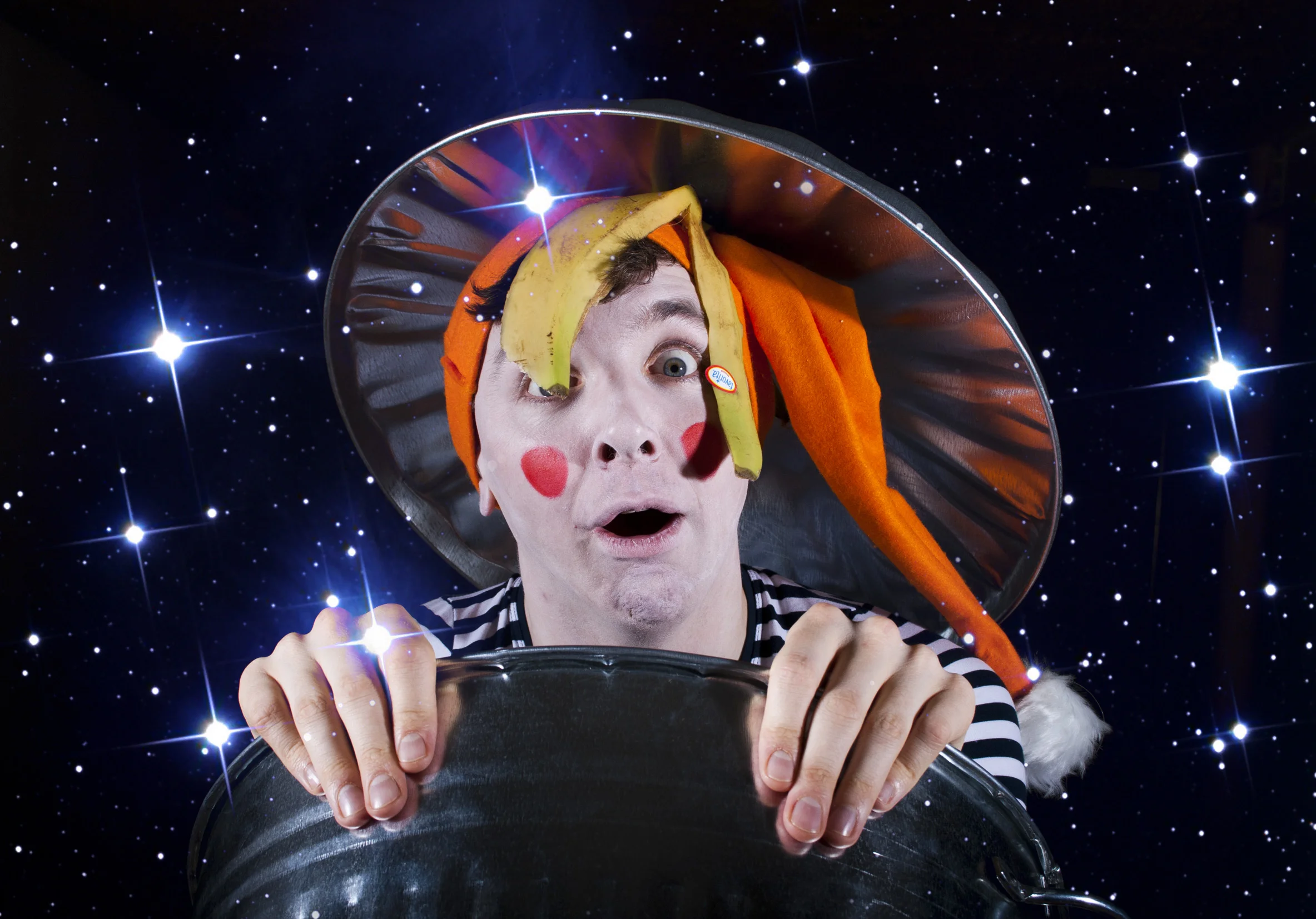 LaurieBrownasElfNightBeforeChristmas3.jpg