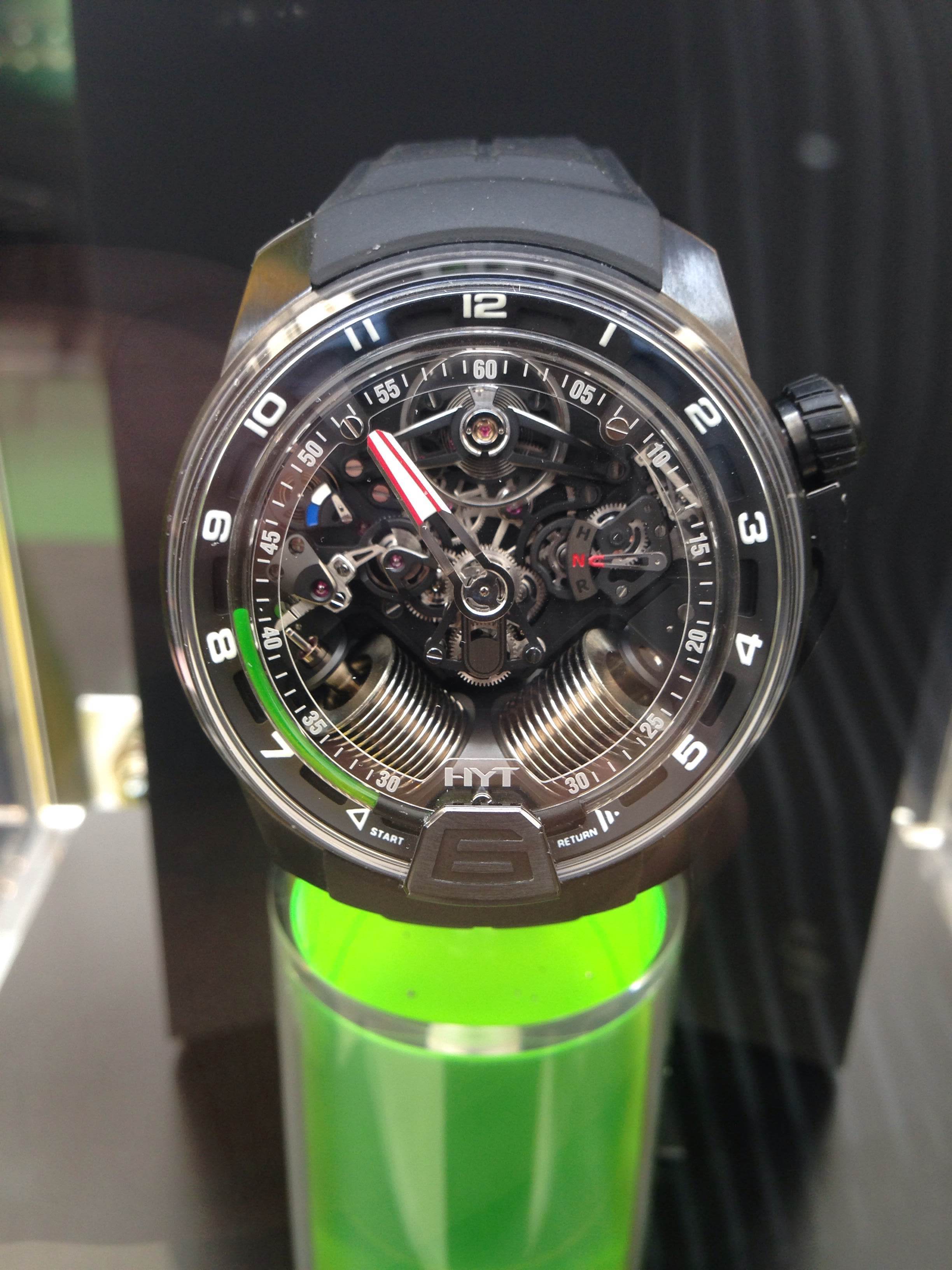 How to make the watch more understandable, just make interesting and colourful stand.