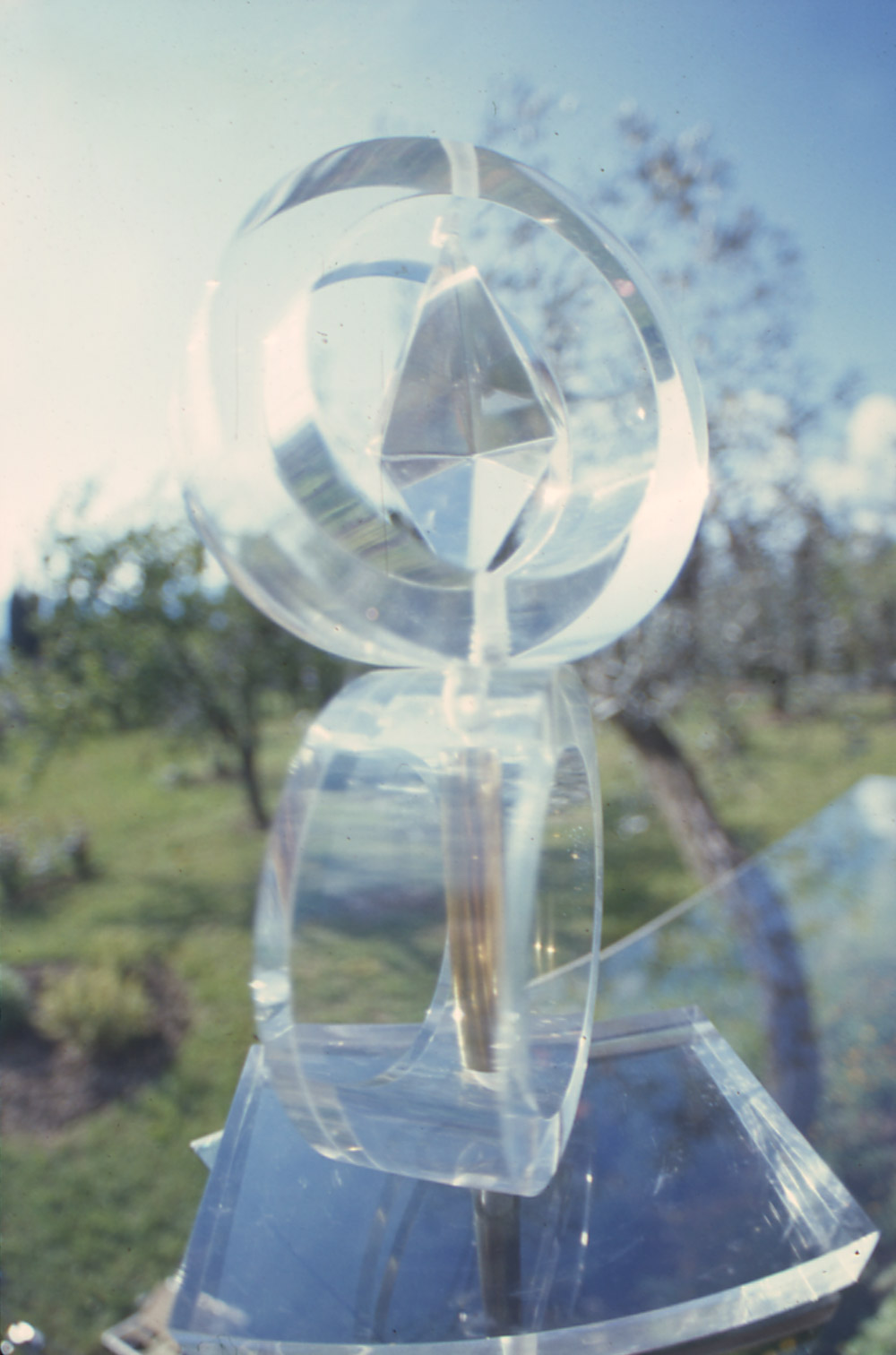 Progetto in plexiglas per una fontana