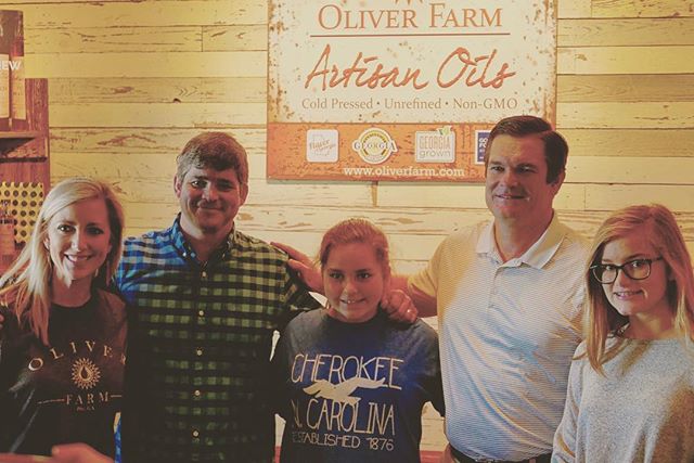 Highlights of 2018: Helping @oliverfarm push for congressional support of local and regional agricultural market programs in the Farm Bill. Many thanks to Rep. Austin Scott for coming out to listen to his constituents and looking out for Georgia farm