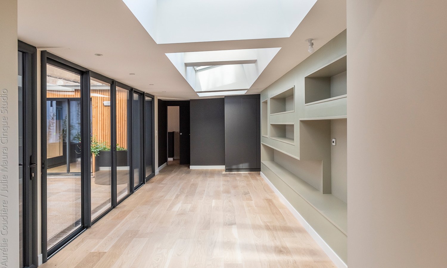 A2 2001 Rousseau 04.jpg