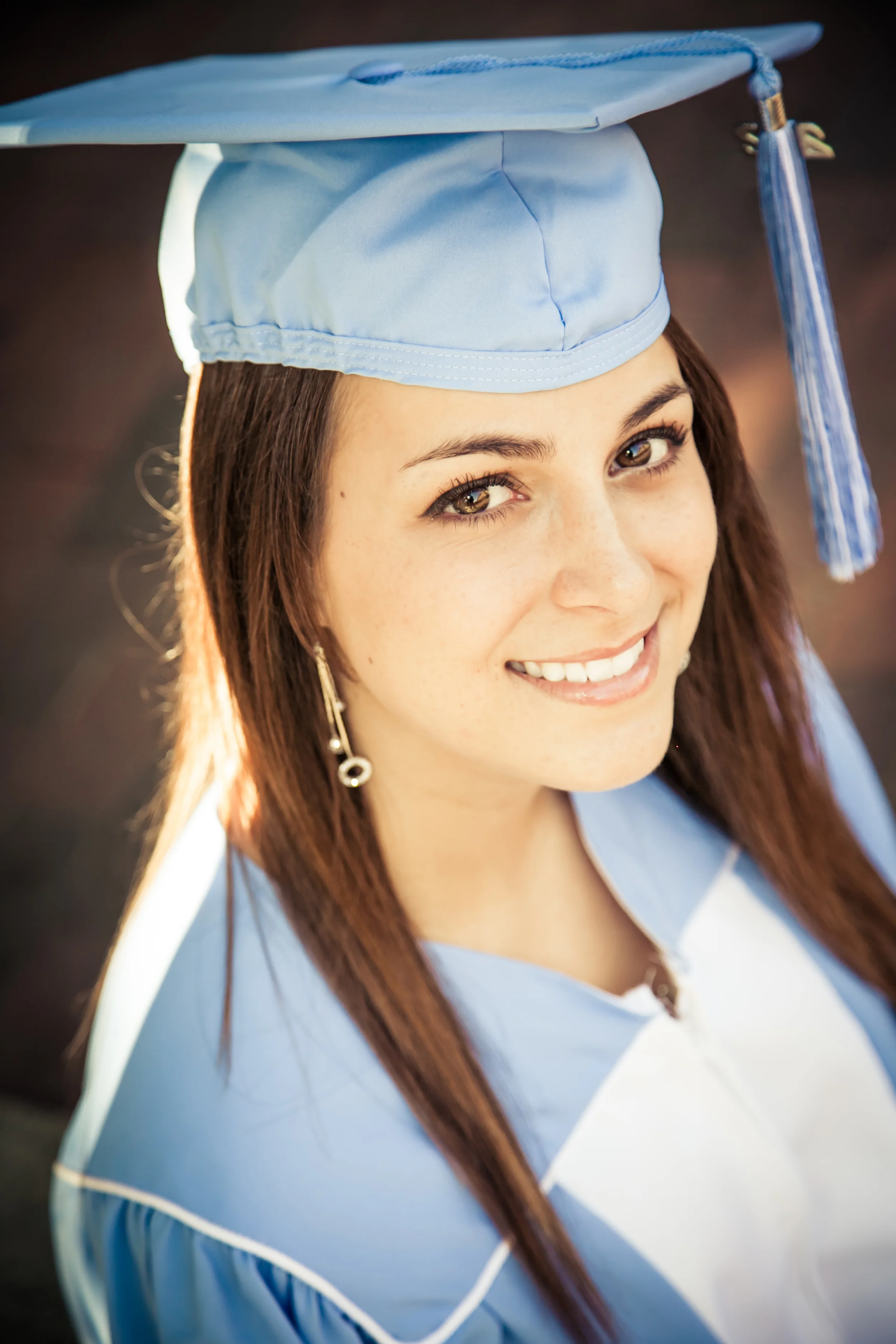 Richard Barlow Photograph -- High School Senior Portraits and College Graduate Photos
