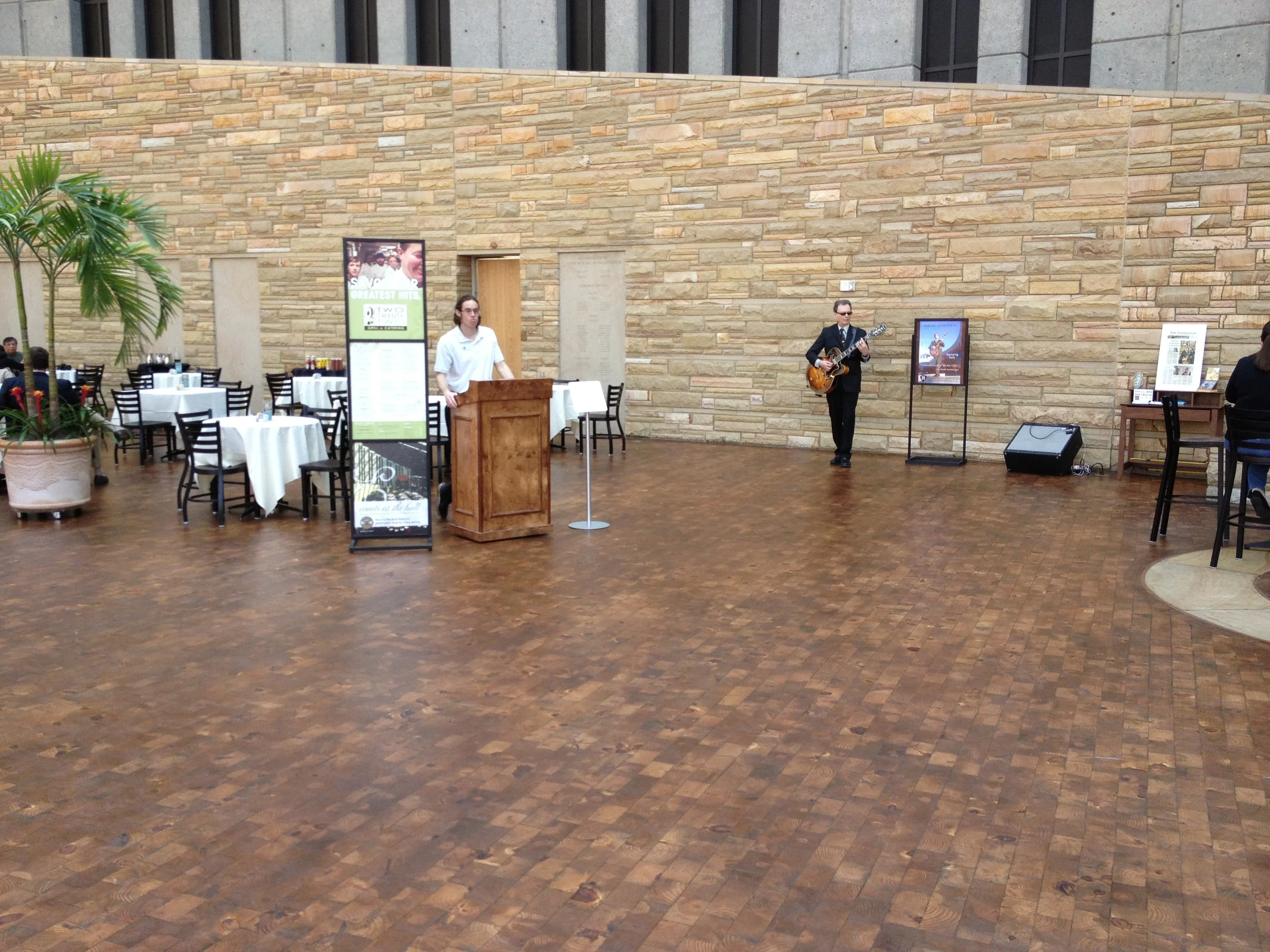 Country Music Hall of Fame, Ozburn-Hessey Co.