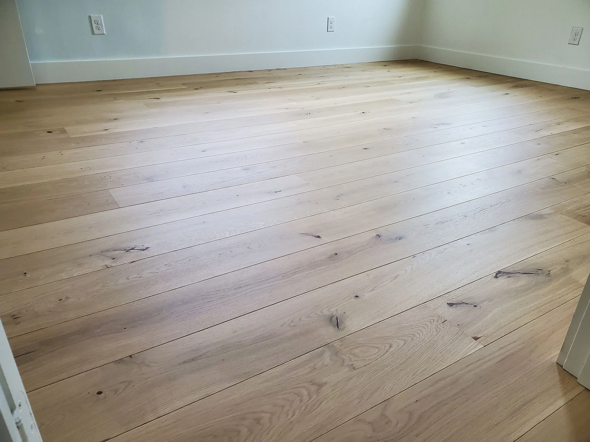 Wide Plank White Oak 4.jpg