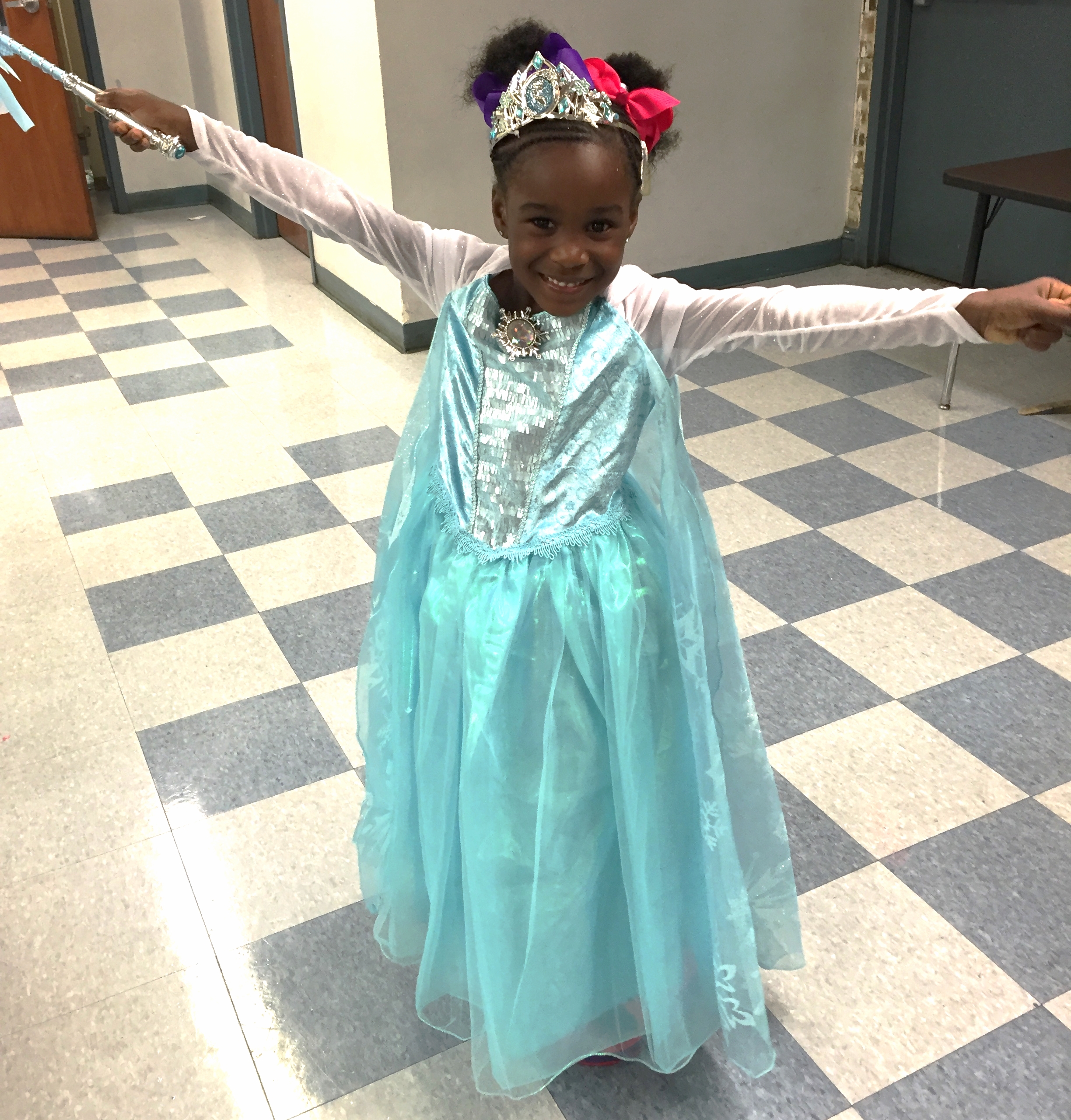 "Elsa" at The Good Shepherd School on October 21, 2015