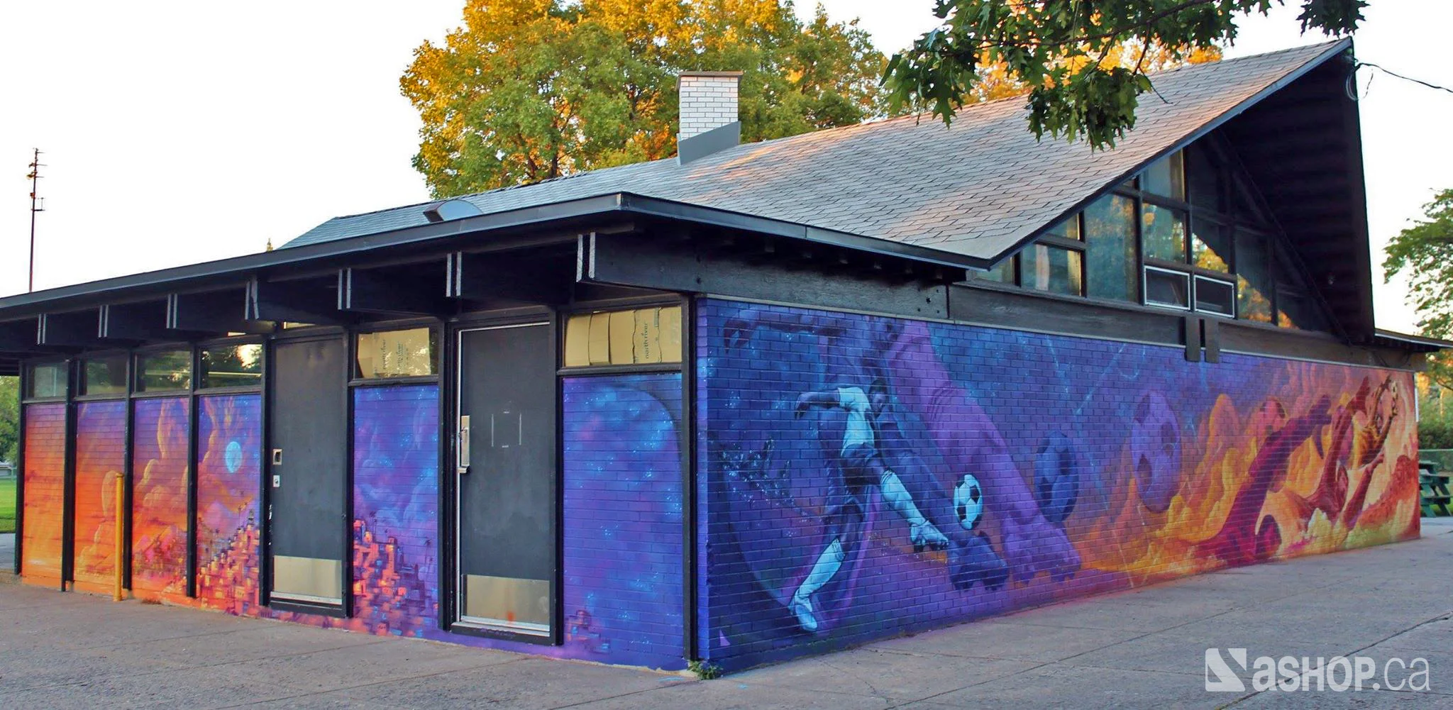 A'shop x Monk.e - Murale de soccer Louisbourg