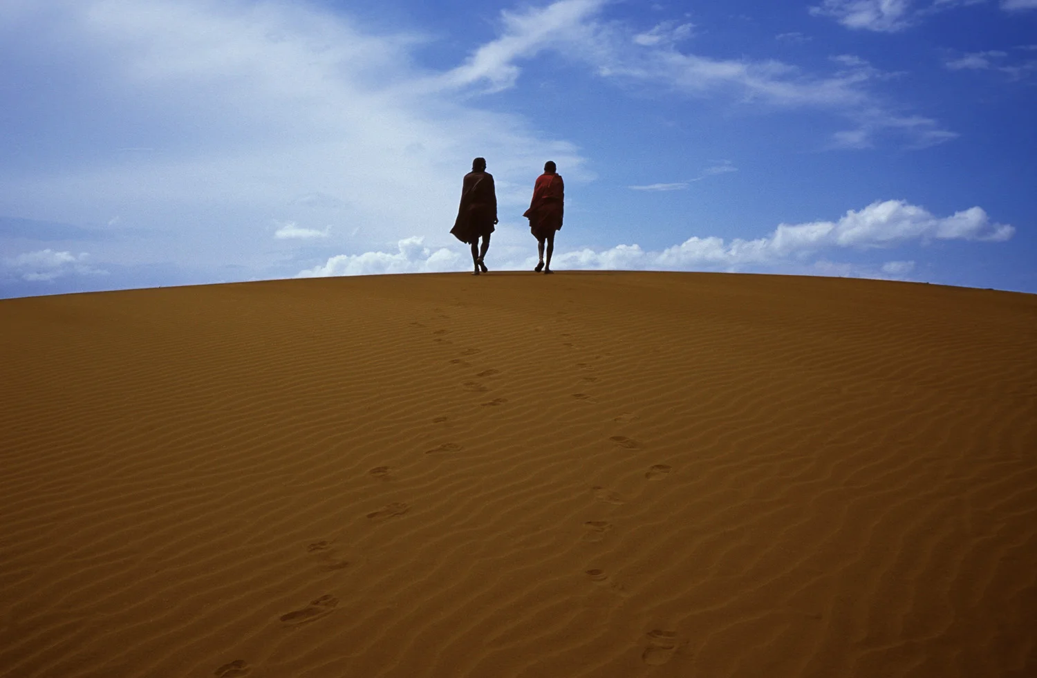 maasai_shifting_sands_flat_16X24_igfs.jpg