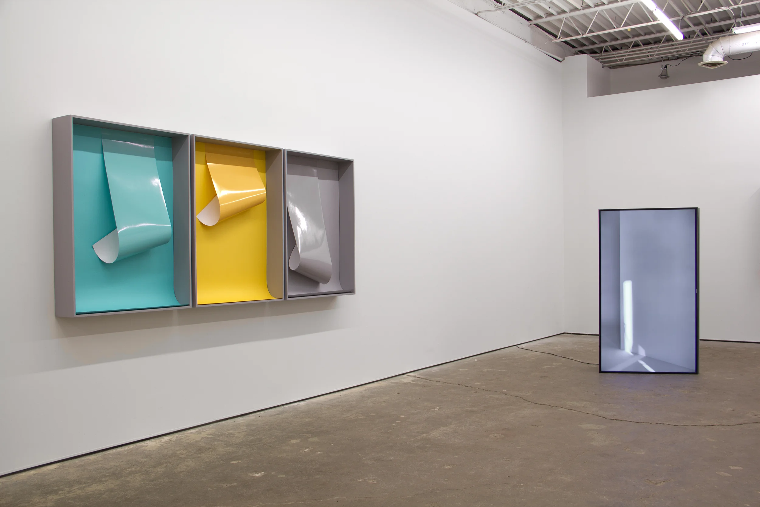 View Finder, installation view, UHD tvs, inkjet print, Savage seamless paper, wood panel, continuous loops, 2016