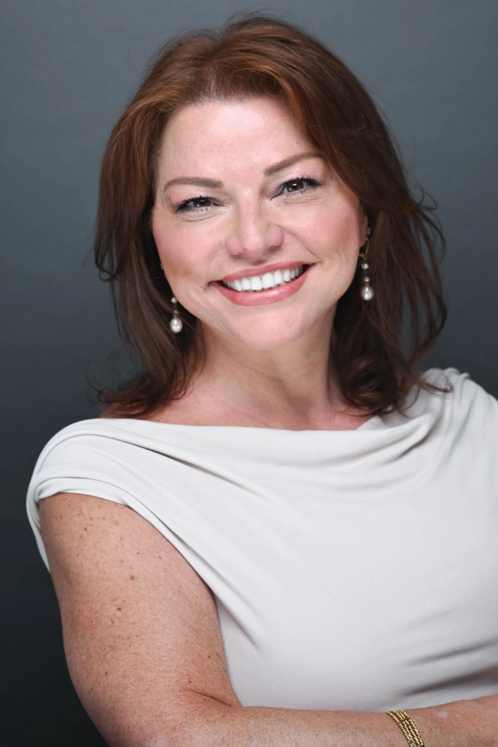 Headshots 4-6-1666.jpg