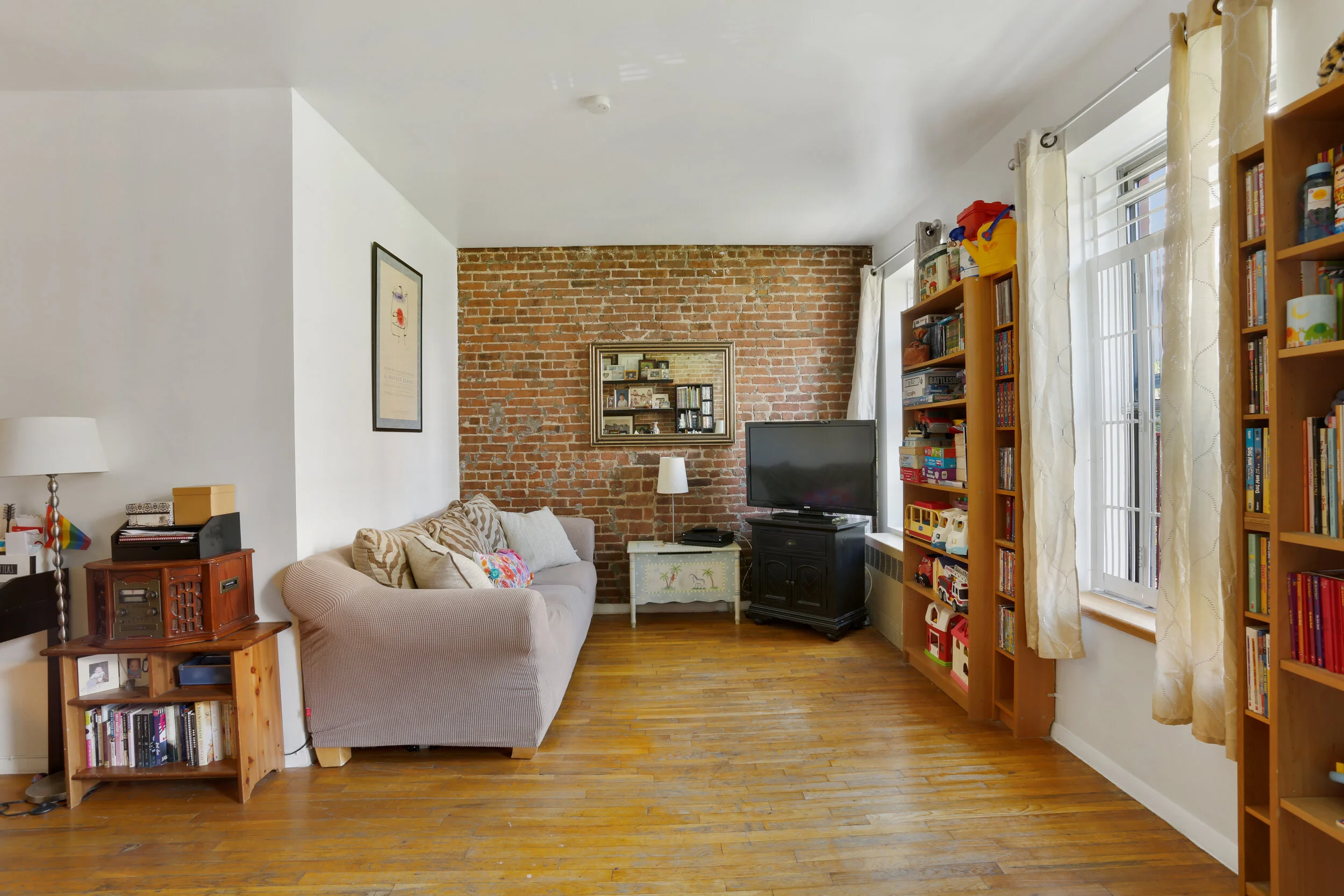 208W105- Living D.jpg