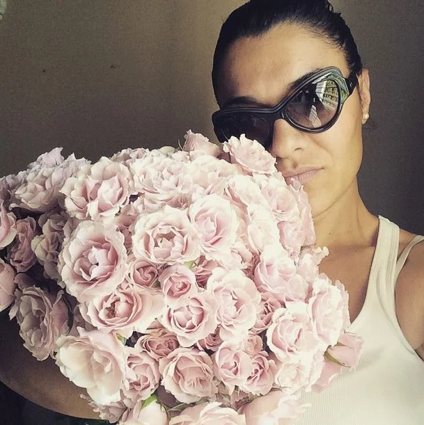 May brings stunning spring flowers! Working with these blush majolica spray roses- yes I needed my whole arm to hold this bunch