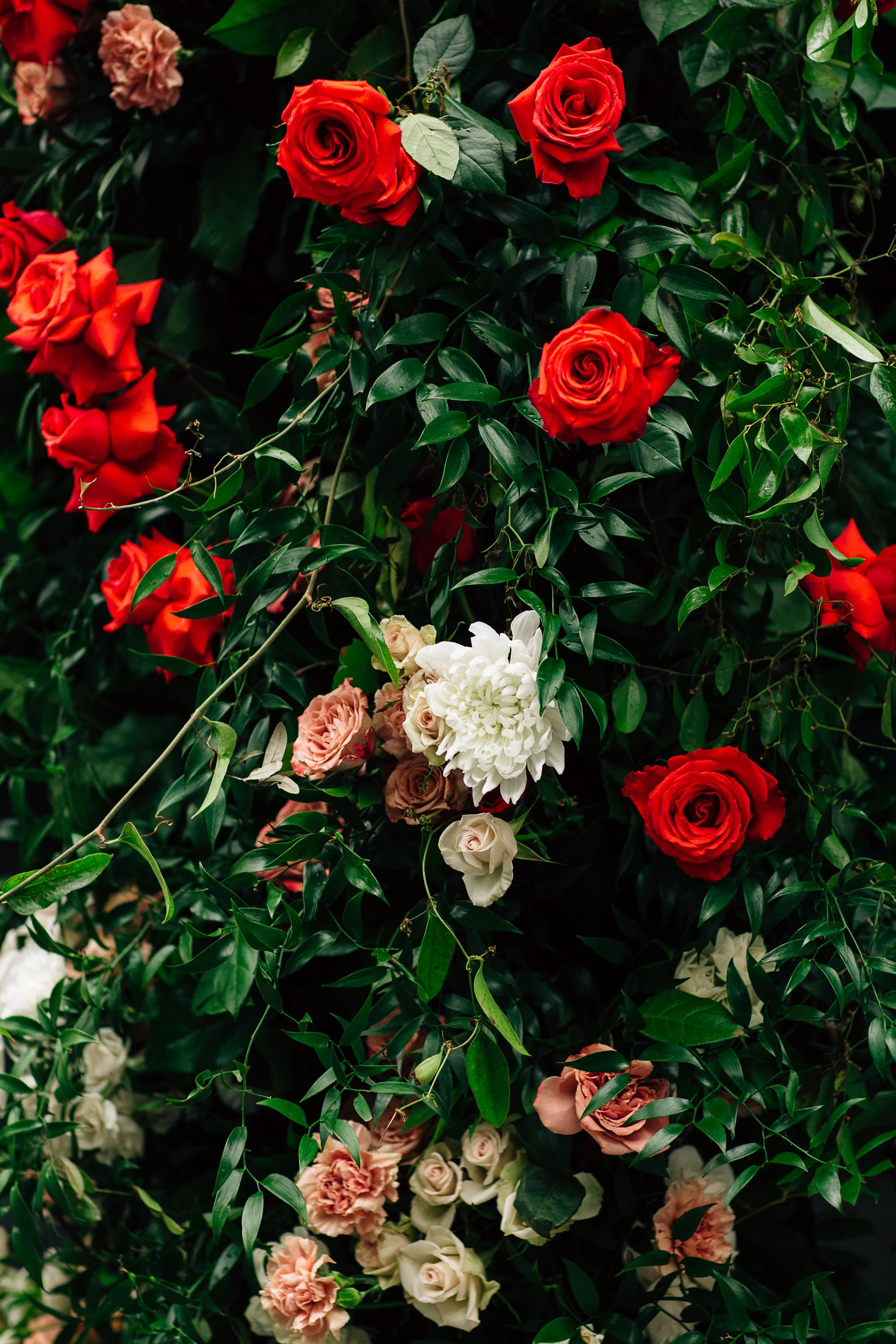 02 Eataly Toronto Floral Entrance-4.jpg