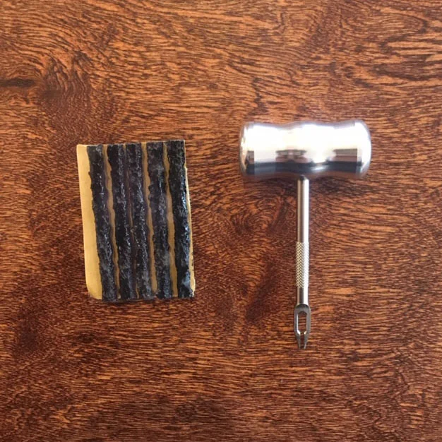 Tubeless tire plug