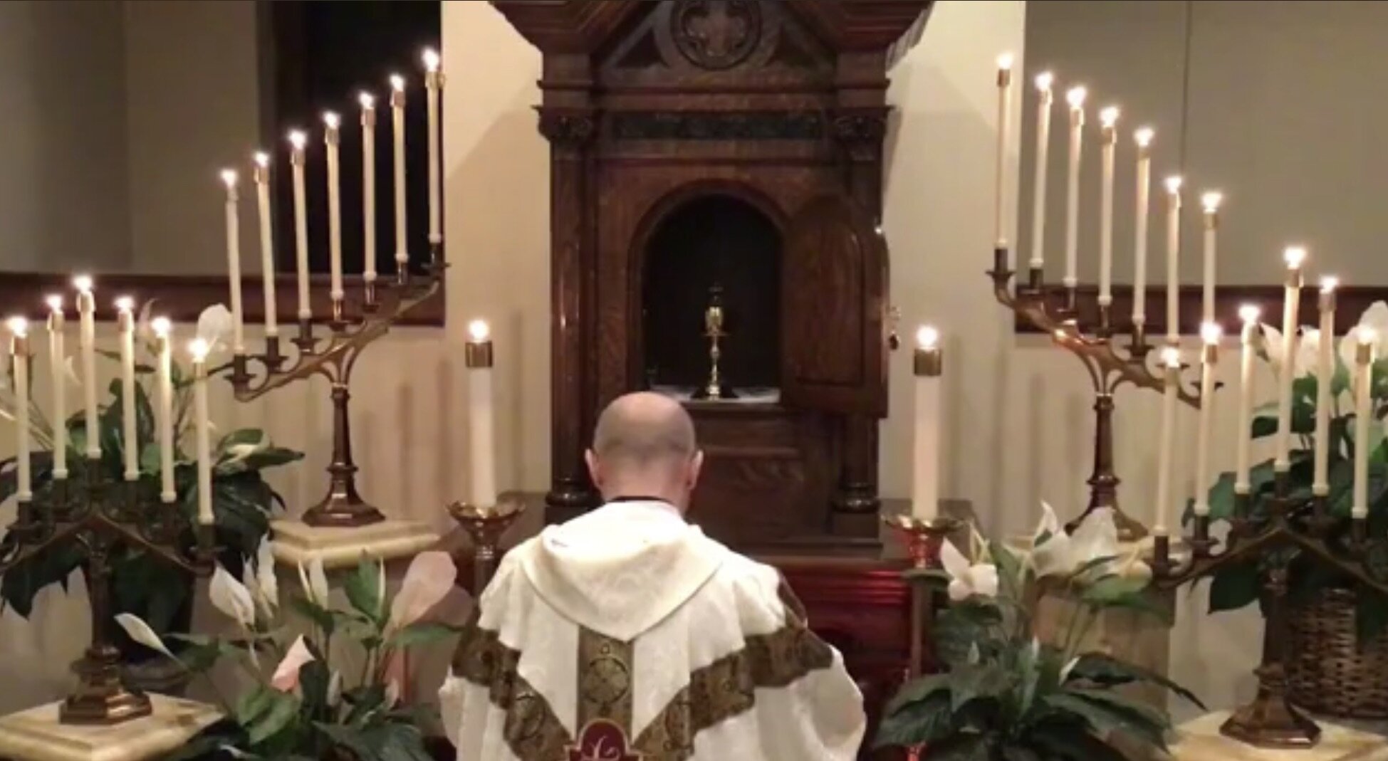Holy Thursday: Mass of the Lord's Supper