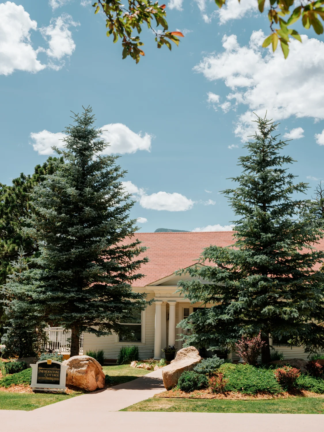 StolenGlimpses_ColoradoWeddingPhotographers_46.jpg