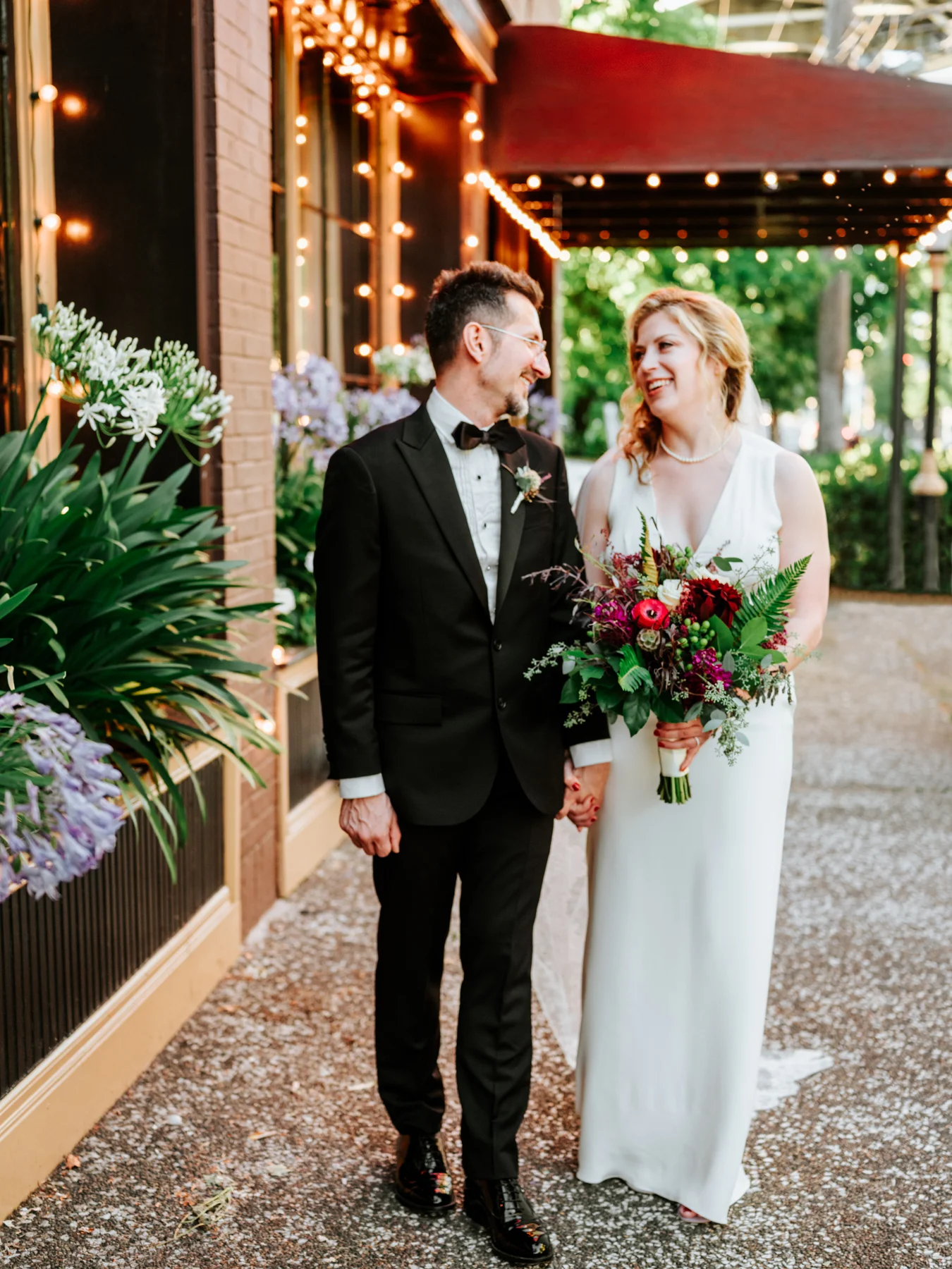StolenGlimpses_LakeUnionCafeWedding_24.jpg