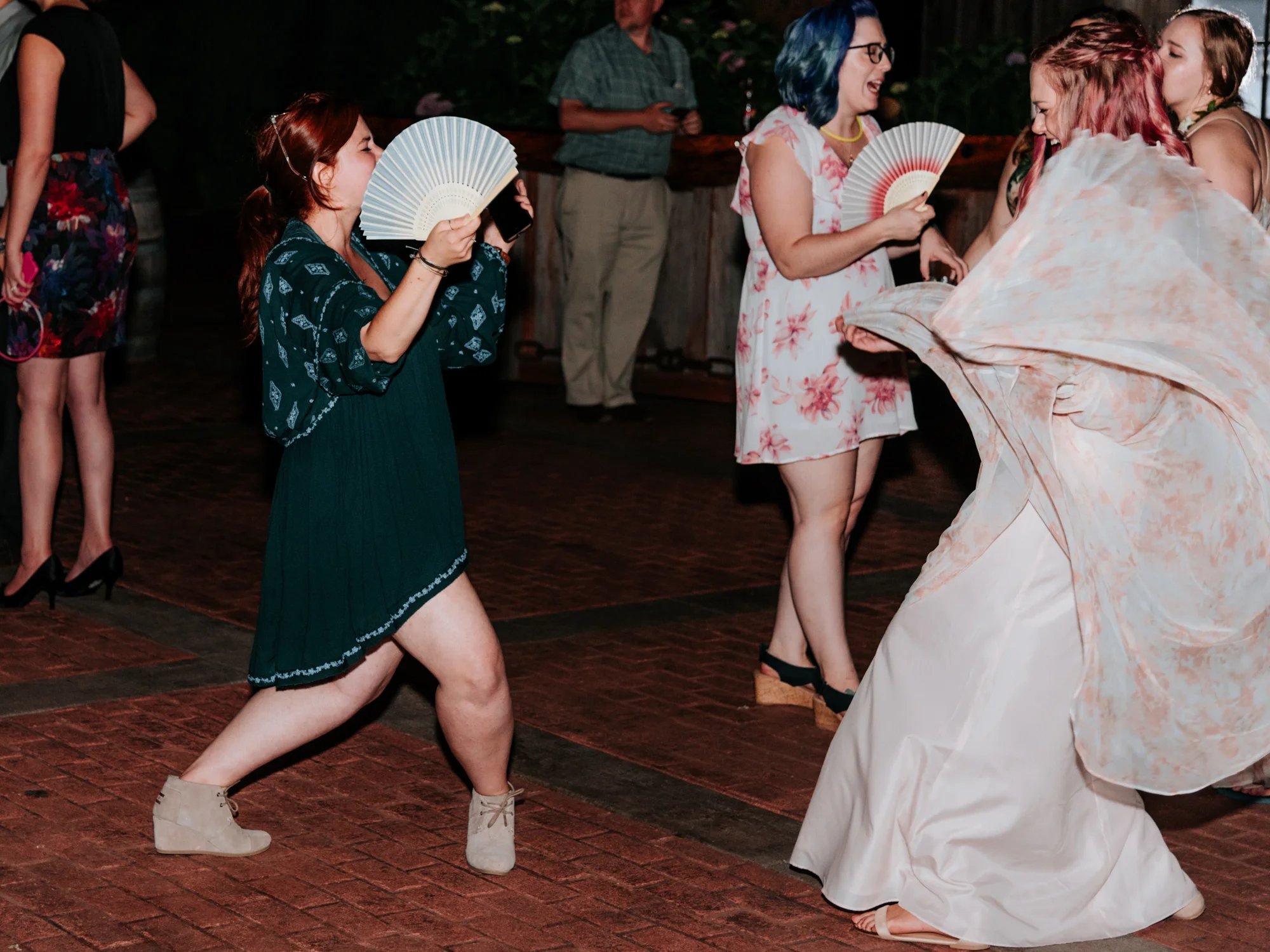 KelleyFarmWedding_StolenGlimpses124.jpg