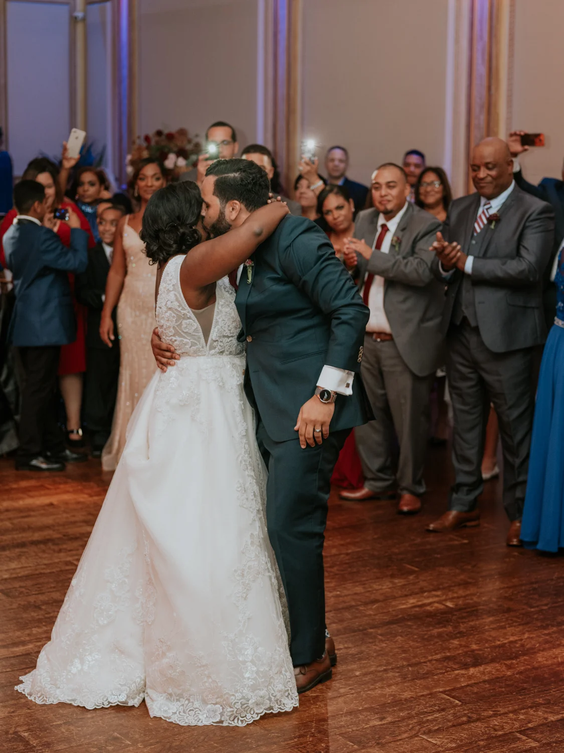 StolenGlimpses_SeattleWeddingPhotographers109.jpg
