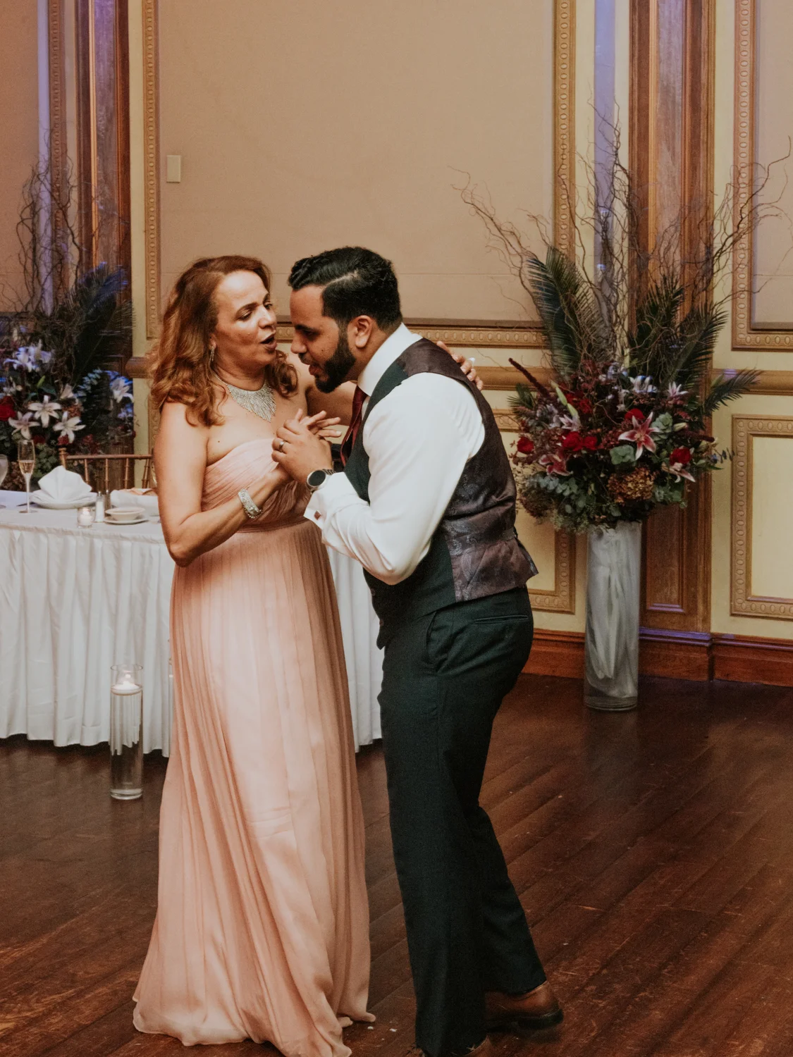 StolenGlimpses_SeattleWeddingPhotographers115.jpg