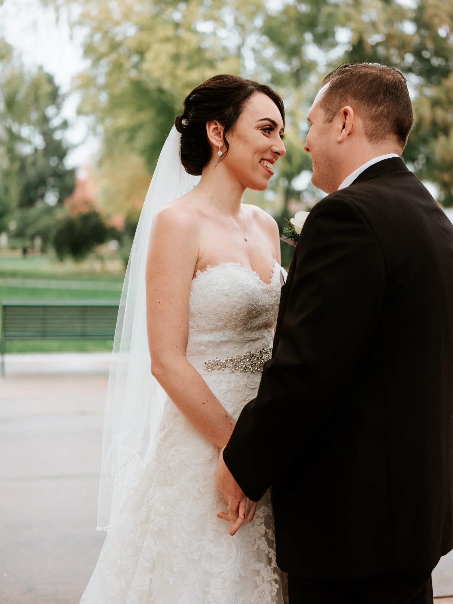 Stolen Glimpses Seattle Wedding Photographers 32.jpg