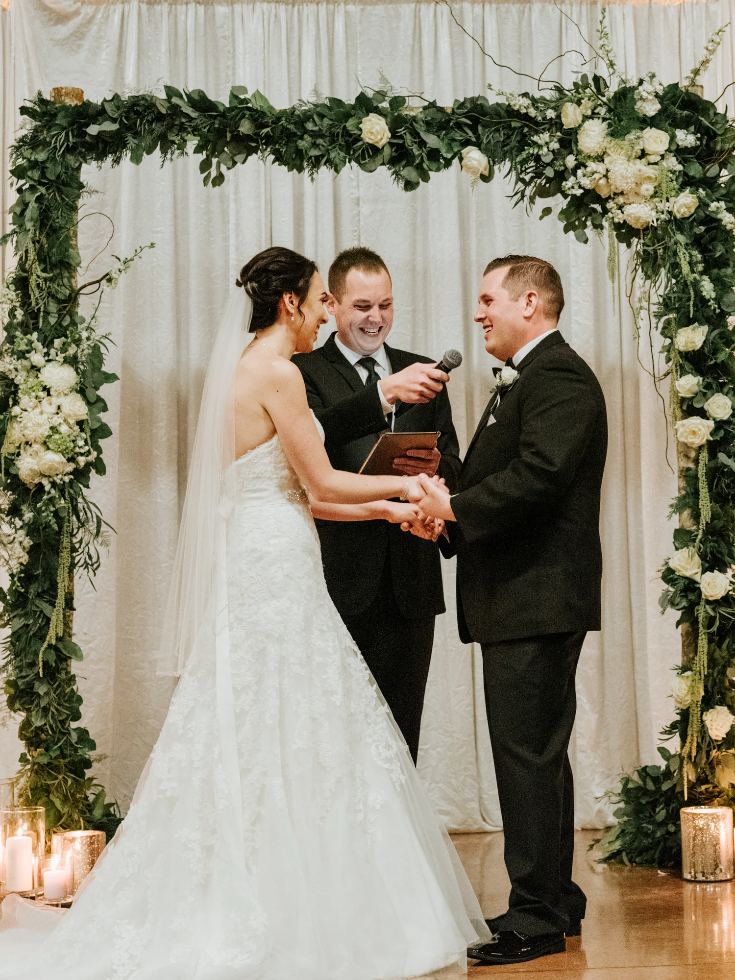 Stolen Glimpses Seattle Wedding Photographers 72.jpg