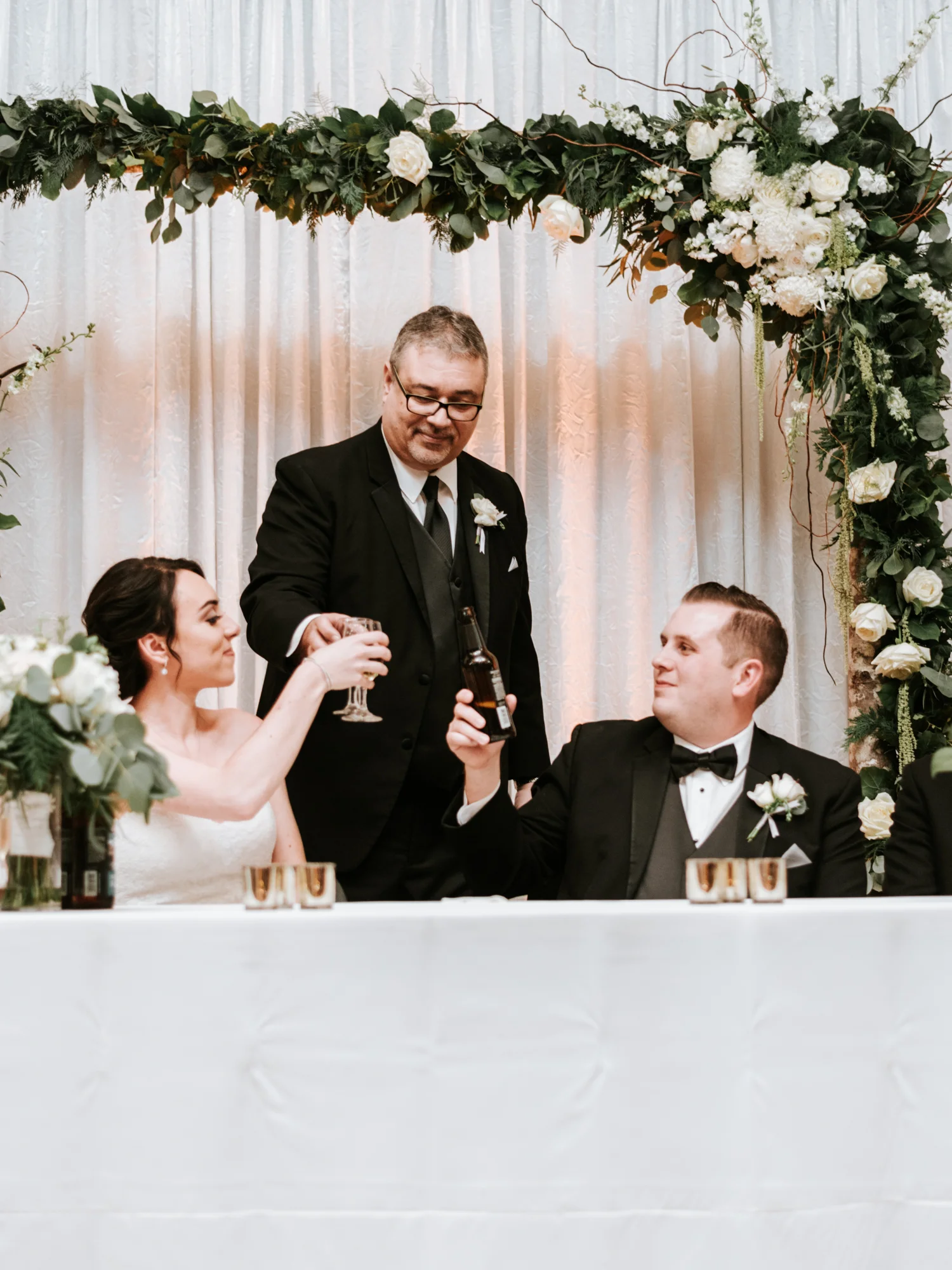 Stolen Glimpses Seattle Wedding Photographers 96.jpg
