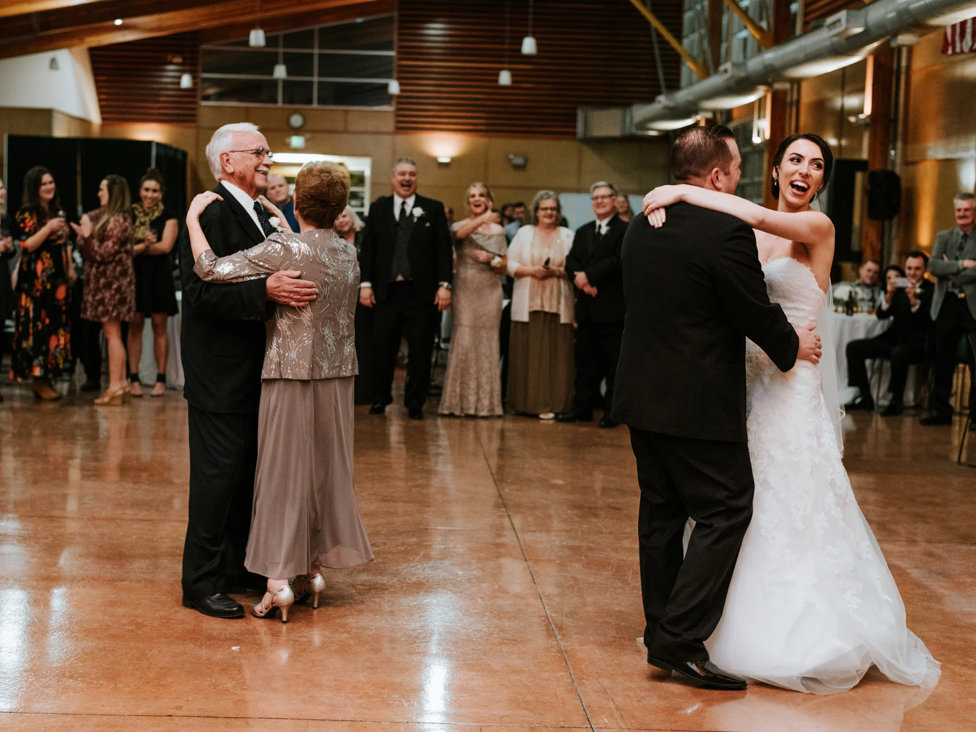 Stolen Glimpses Seattle Wedding Photographers 106.jpg